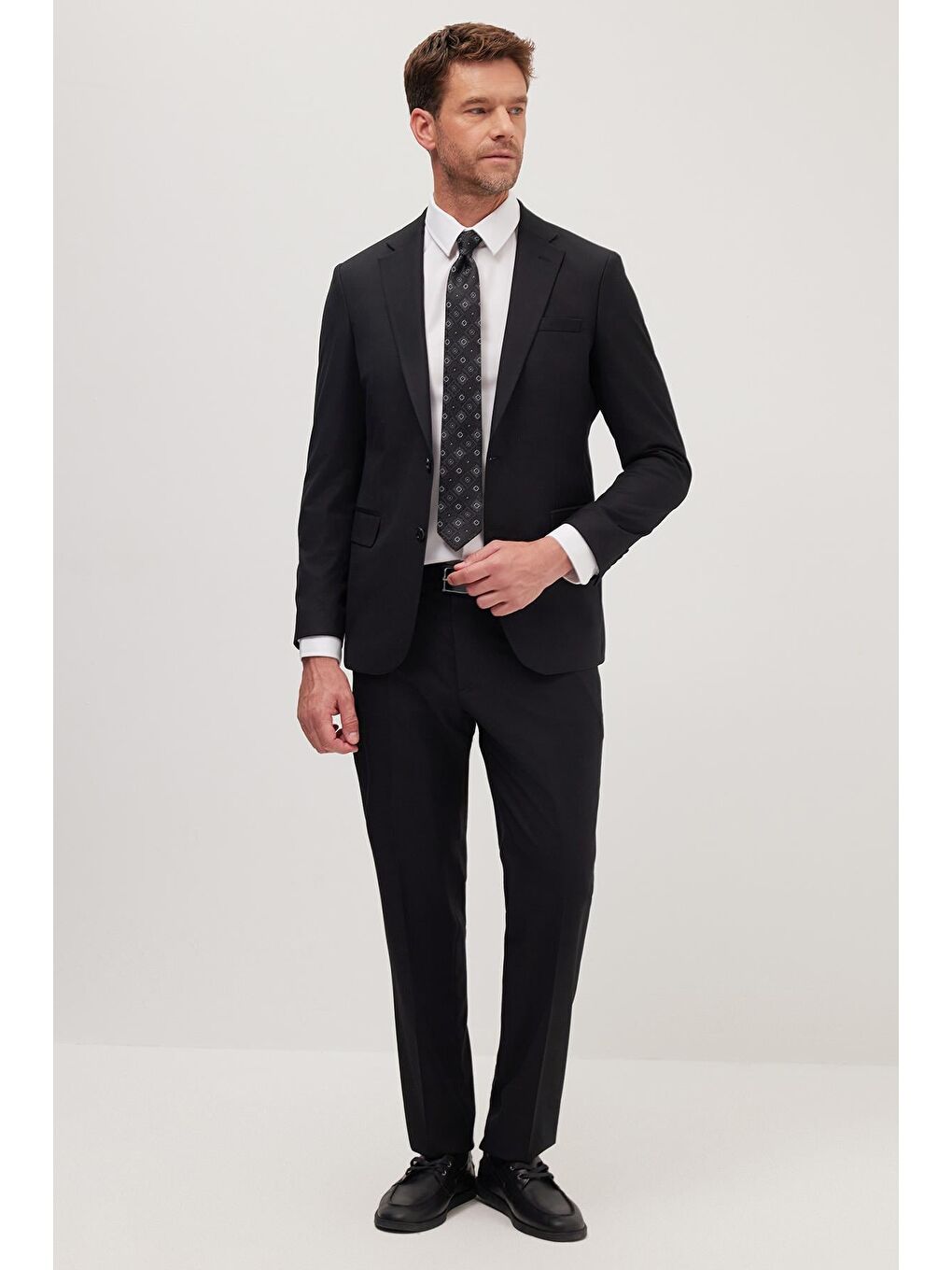 Erkek Slim Fit Mono Yaka Siyah Takım Elbise-1