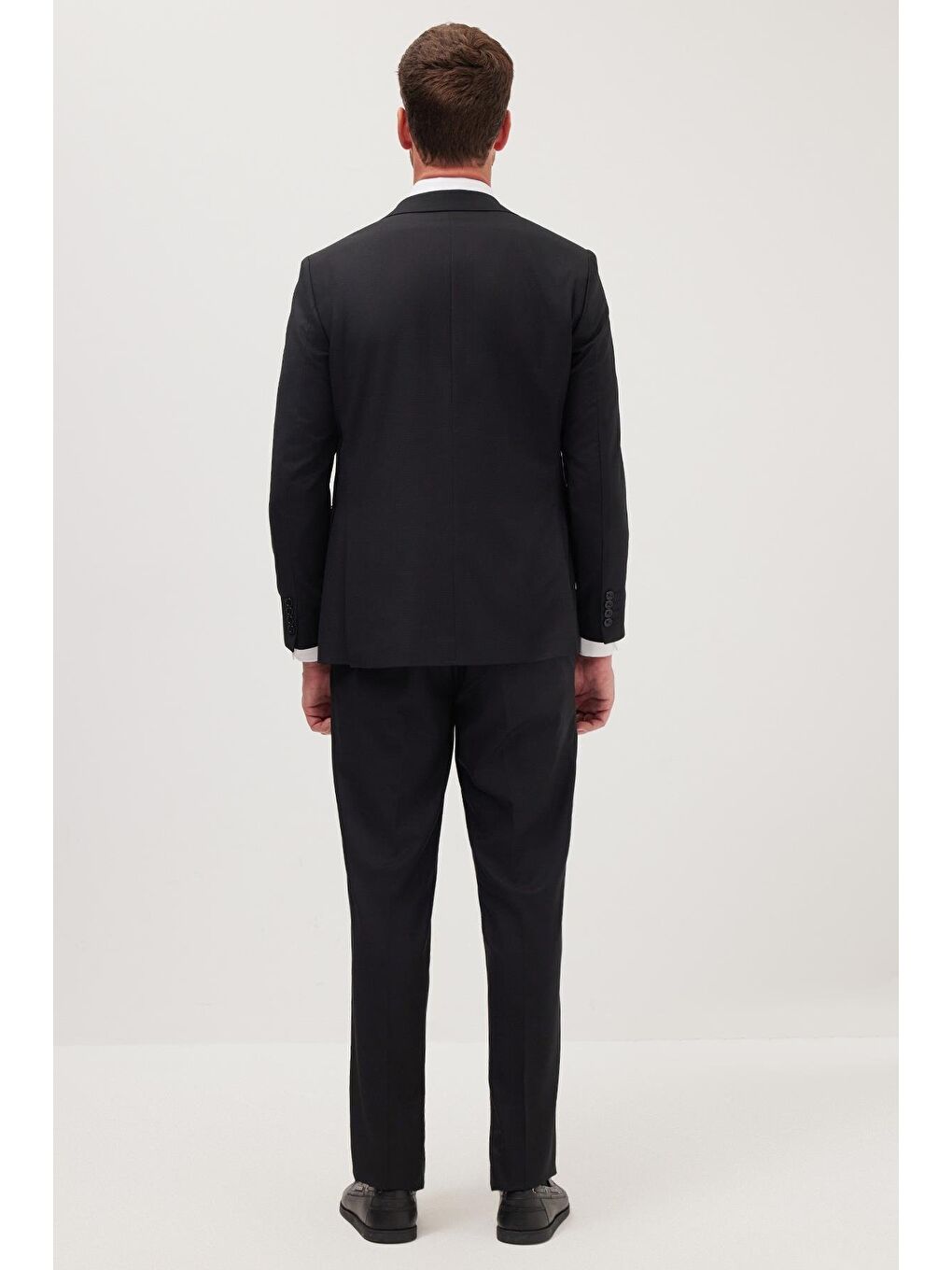 Erkek Slim Fit Mono Yaka Siyah Takım Elbise-6