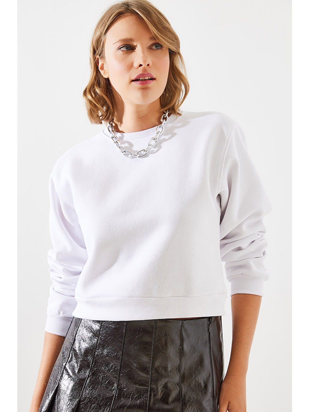 SHADE Beyaz Kadın Bisiklet Yaka Şardonlu Basic Crop Sweatshirt - 6