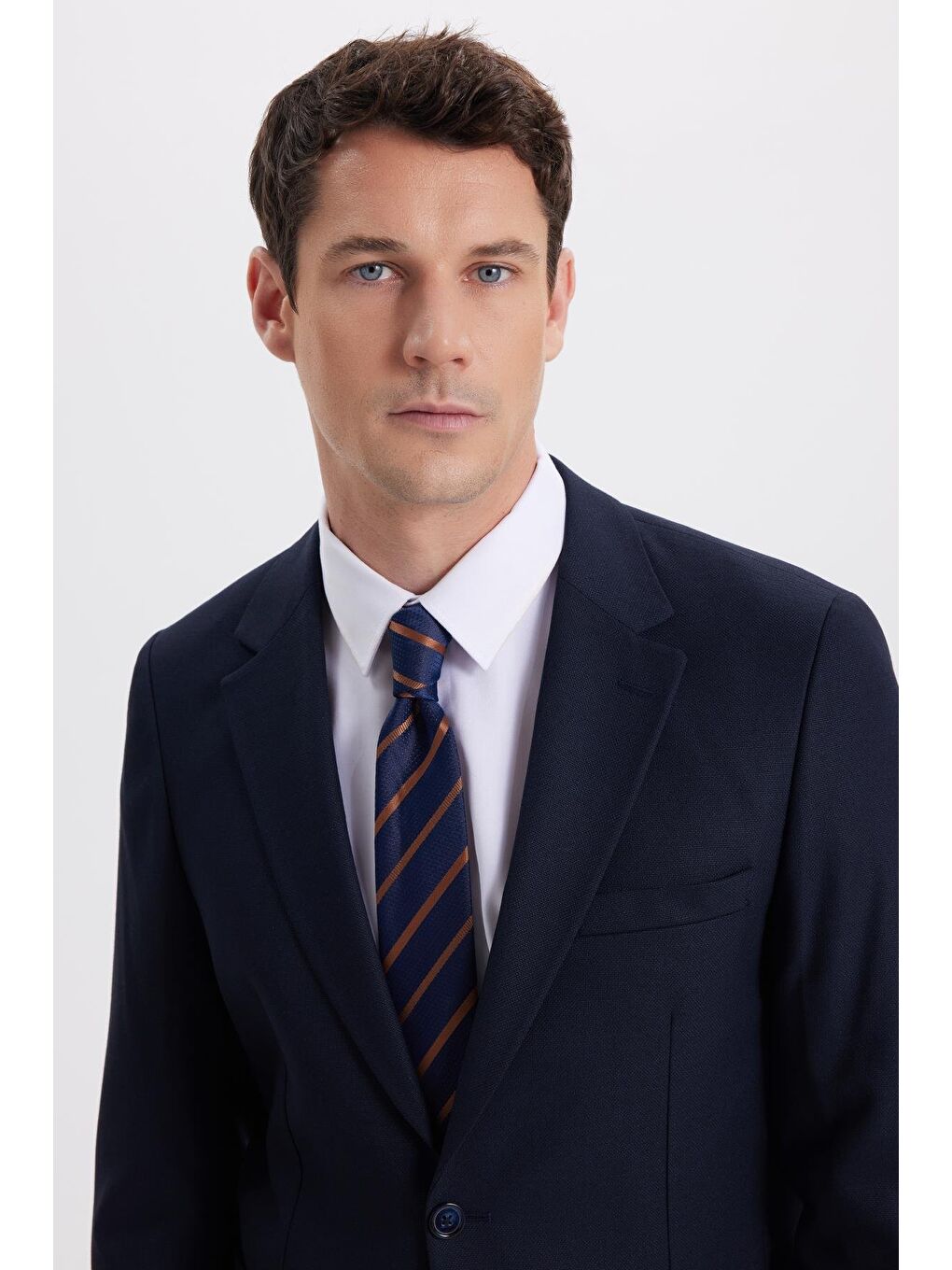 Erkek Regular Fit Lacivert Mono Yaka Beli Bağcıklı Torba Cepli Takım Elbise-2