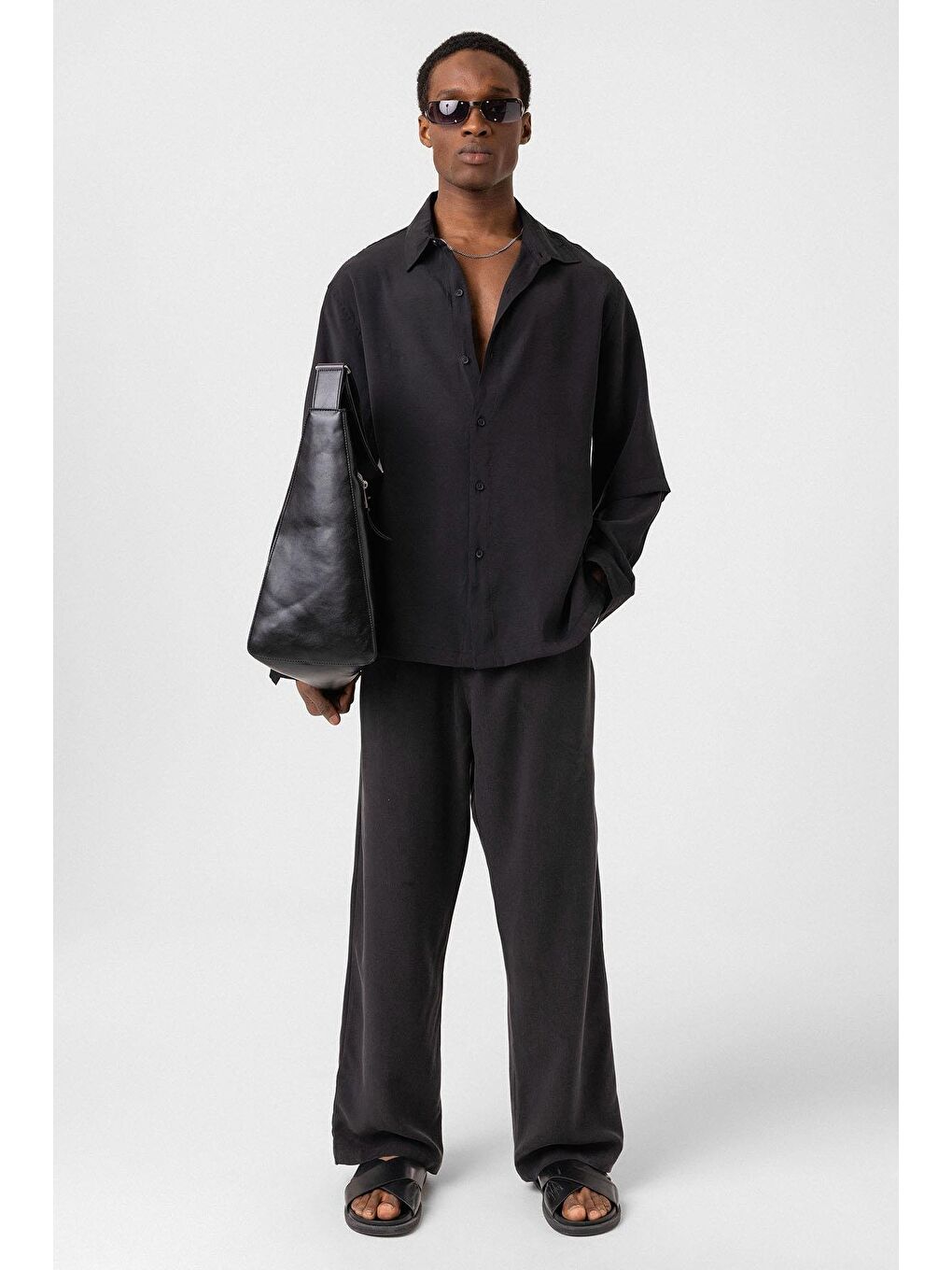 Çift Kol Detaylı Oversize Gömlek Siyah