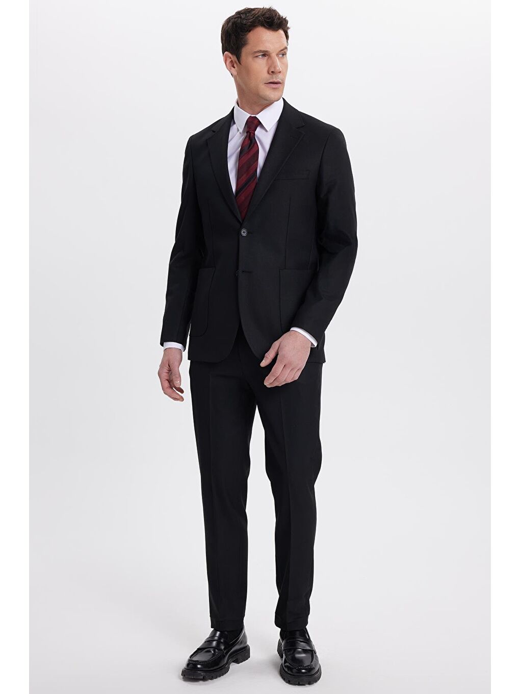 Erkek Regular Fit Siyah Mono Yaka Beli Bağcıklı Torba Cepli Takım Elbise