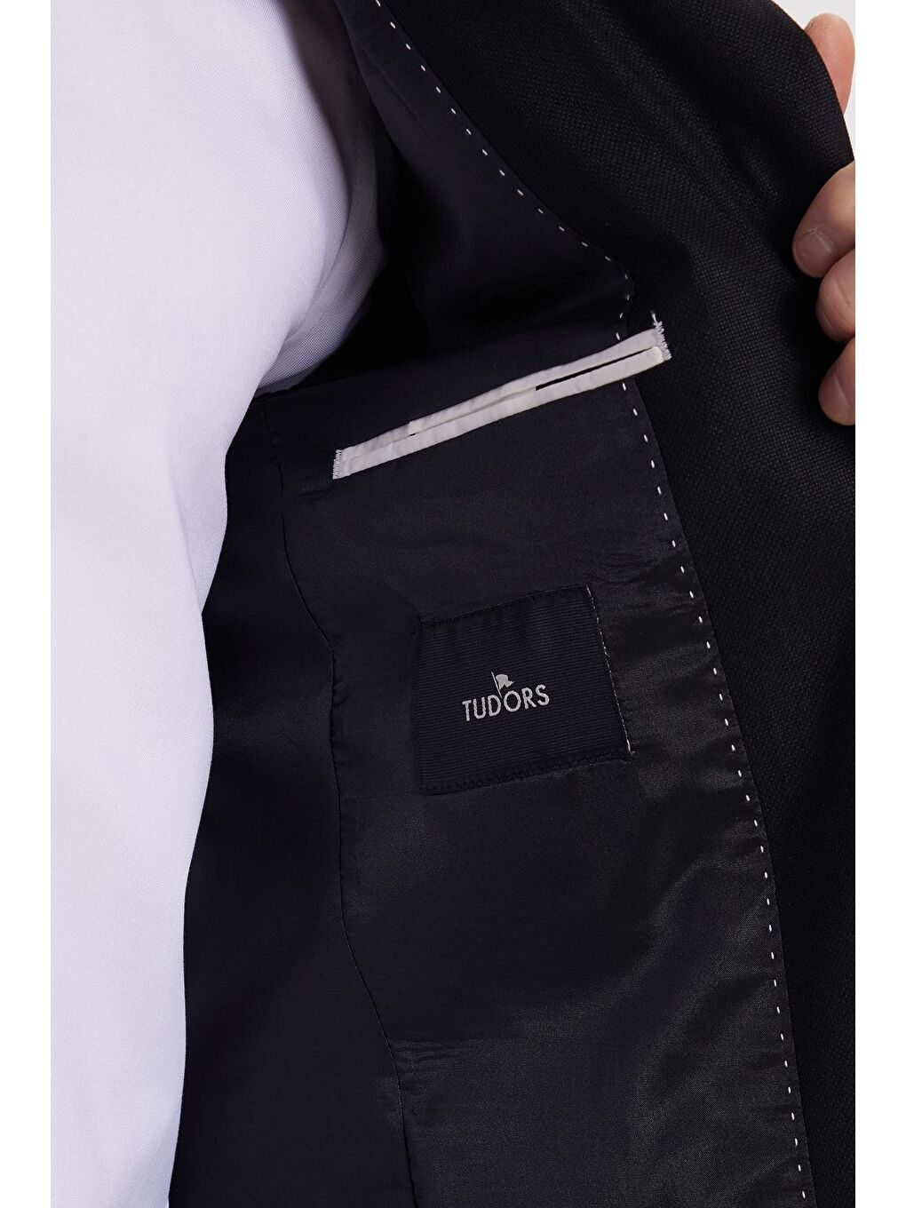 Erkek Regular Fit Siyah Mono Yaka Beli Bağcıklı Torba Cepli Takım Elbise-5