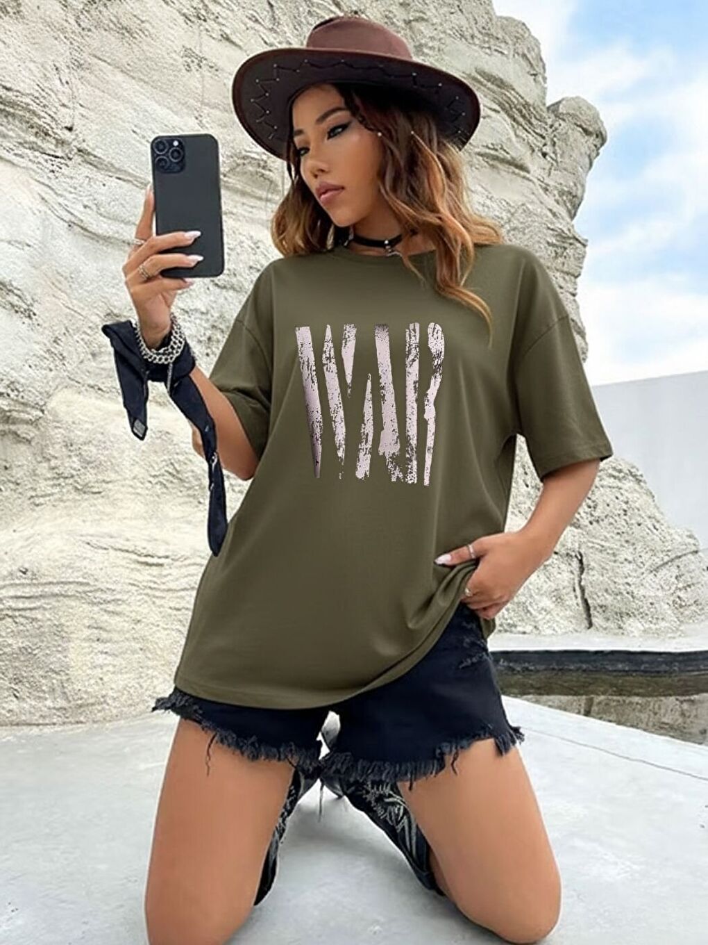 Kadın Haki War Baskılı Tişört