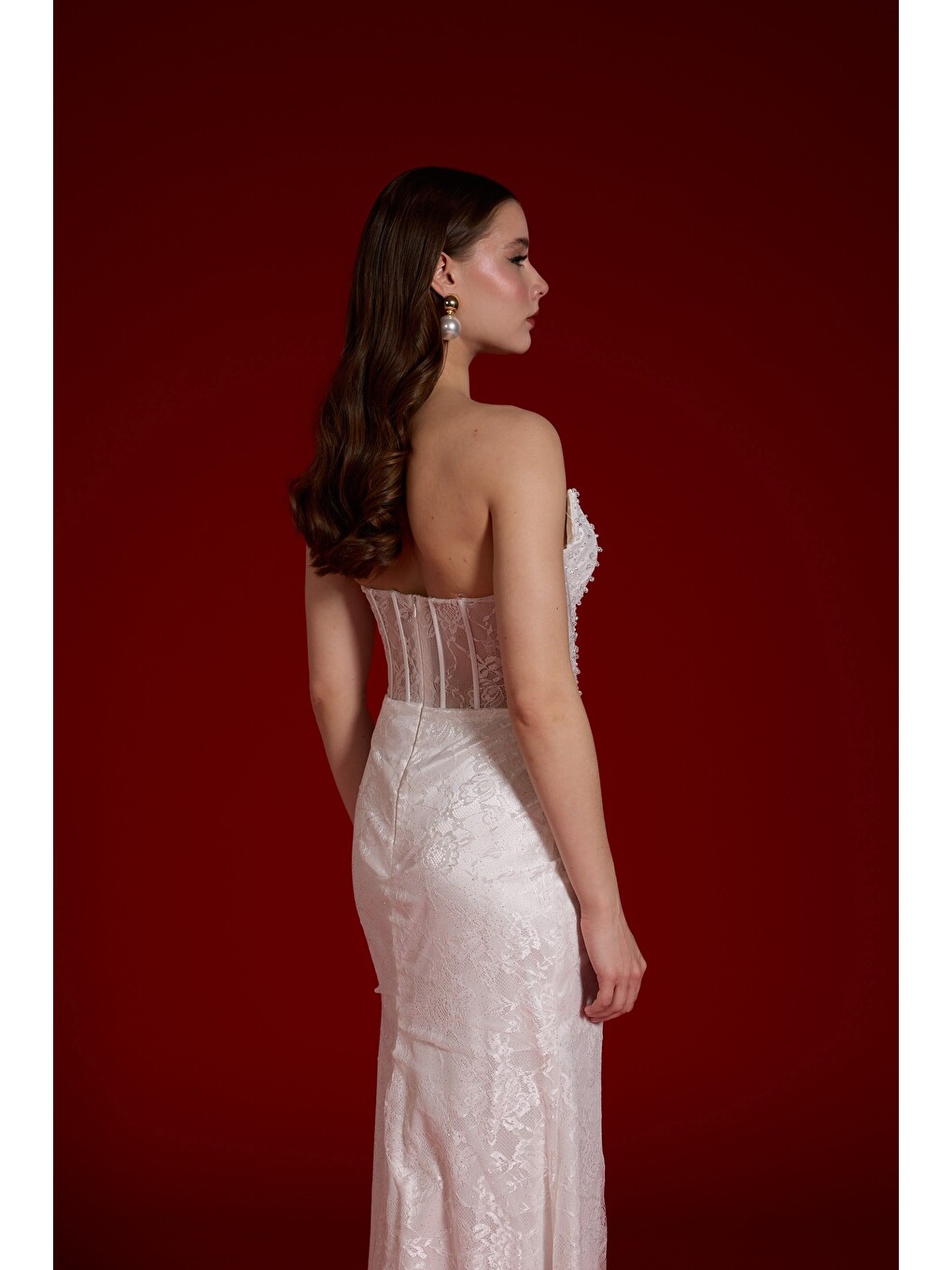 Beyaz Kedi Kulağı İşlemeli Dantel Nikah Elbisesi-5