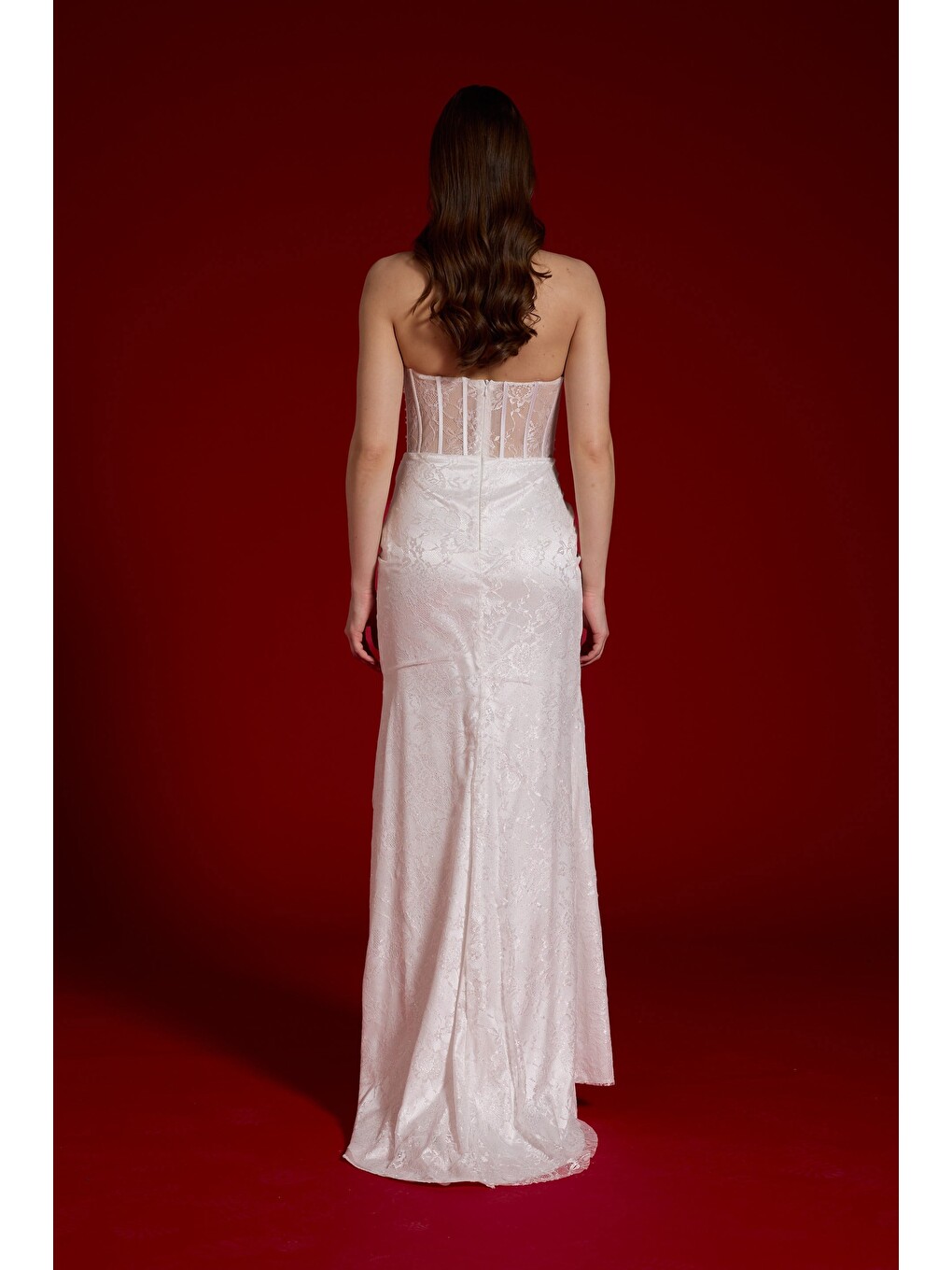 Beyaz Kedi Kulağı İşlemeli Dantel Nikah Elbisesi-6