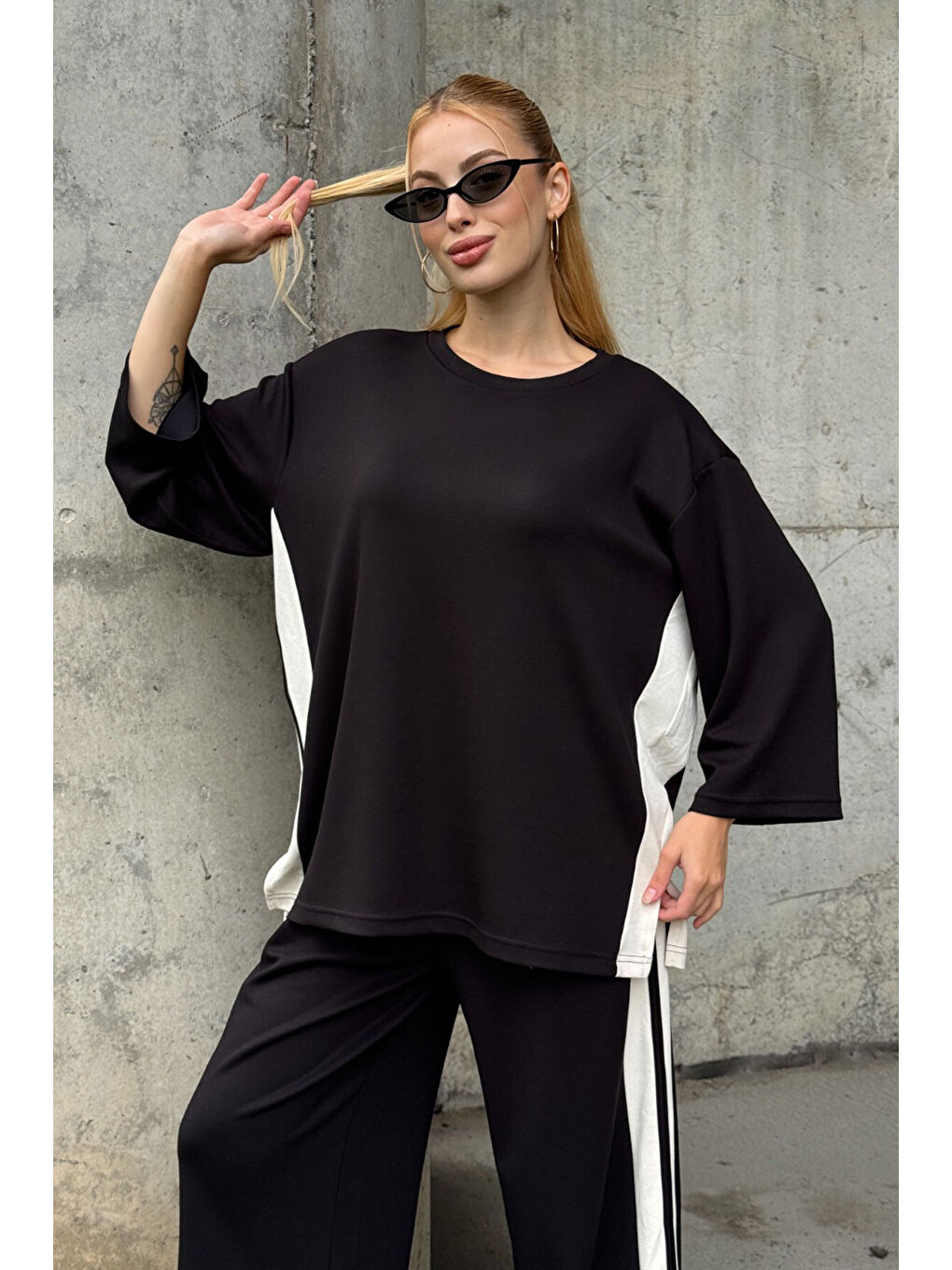 Yanları Şerit Detay Alt Üst Takım Siyah-1