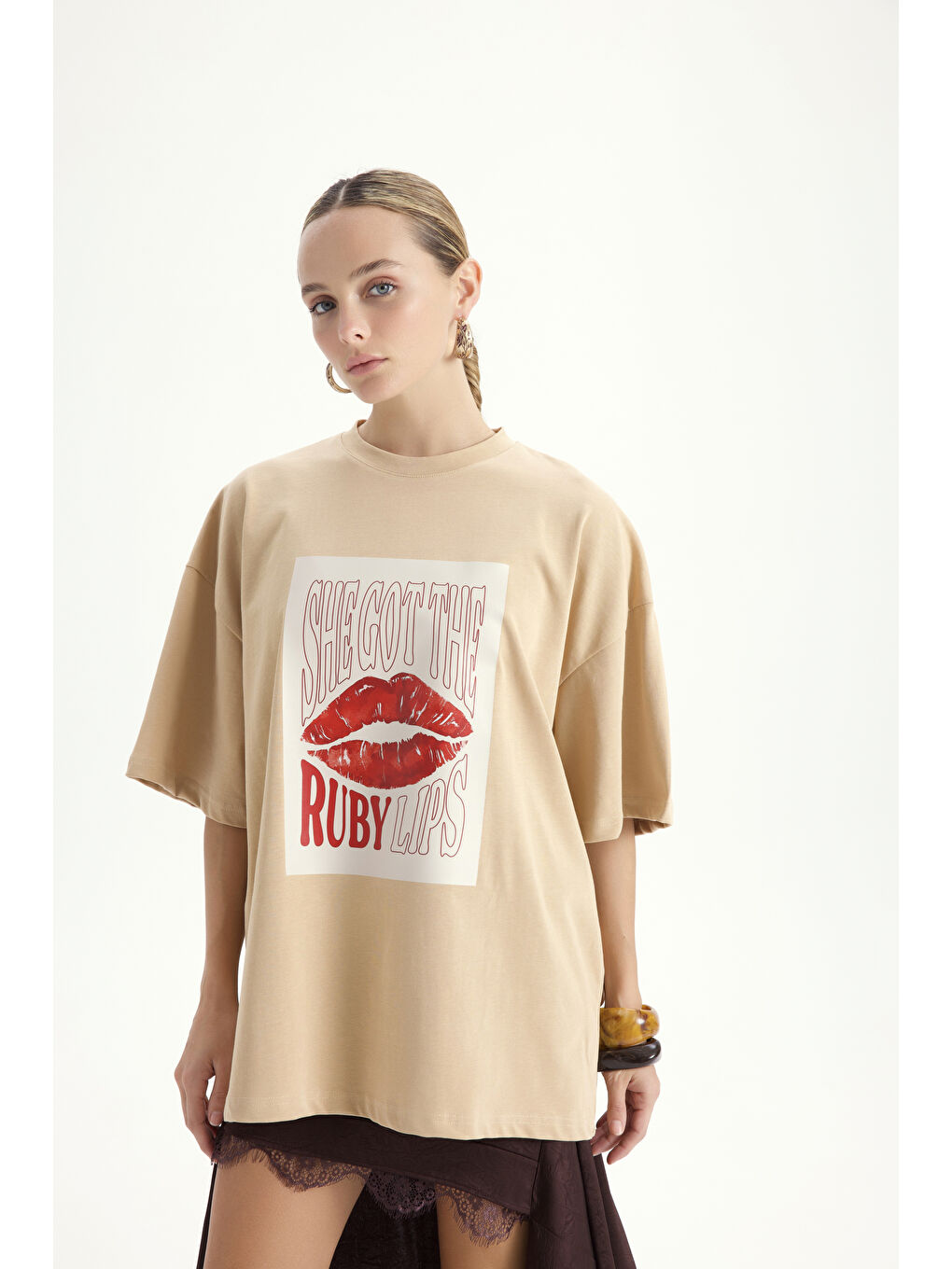 Bej Lip Print Oversize Vizon T-Shirt