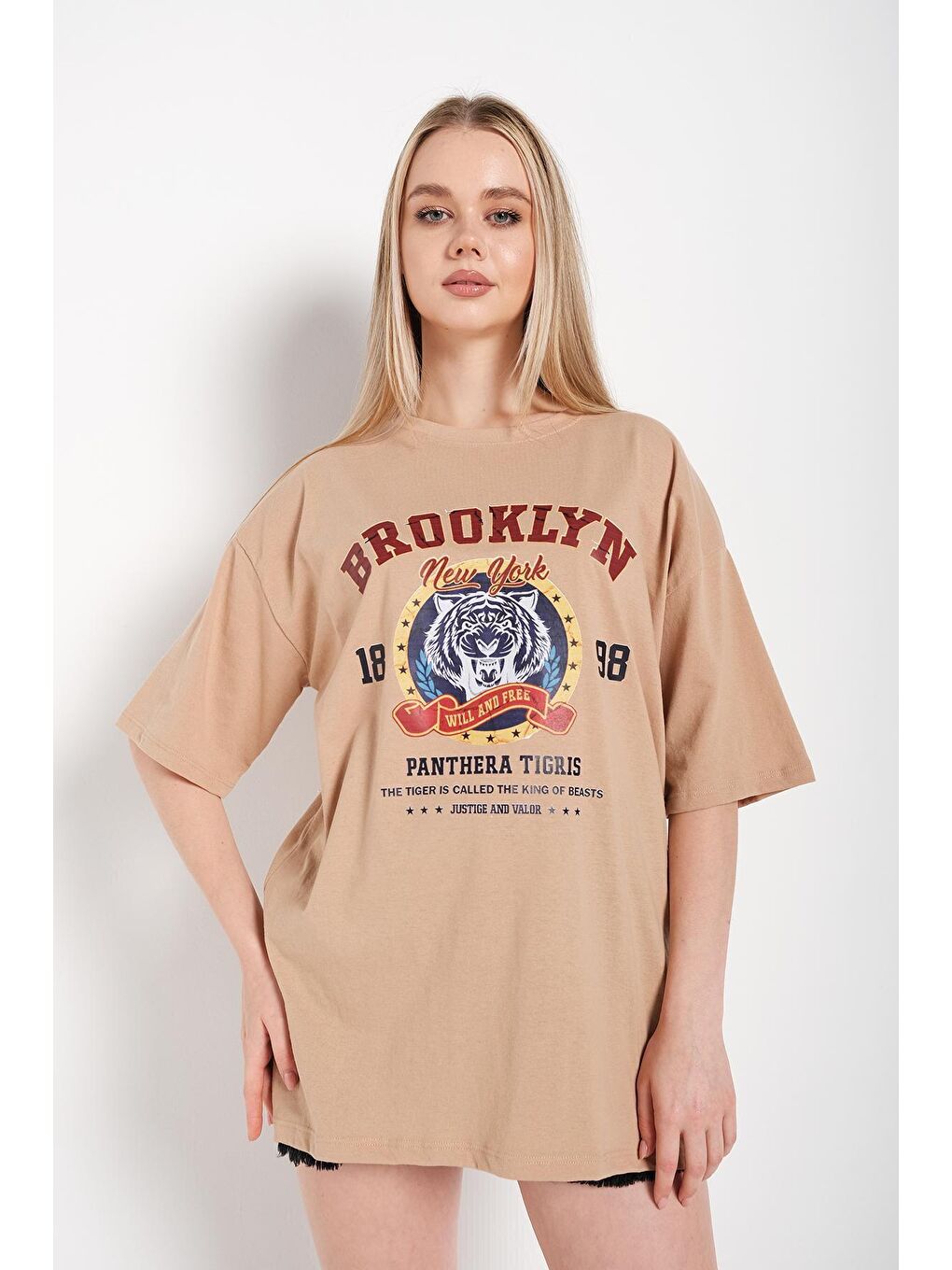 Kahverengi Kadın Vizon Brooklyn Tiger Baskılı Tişört