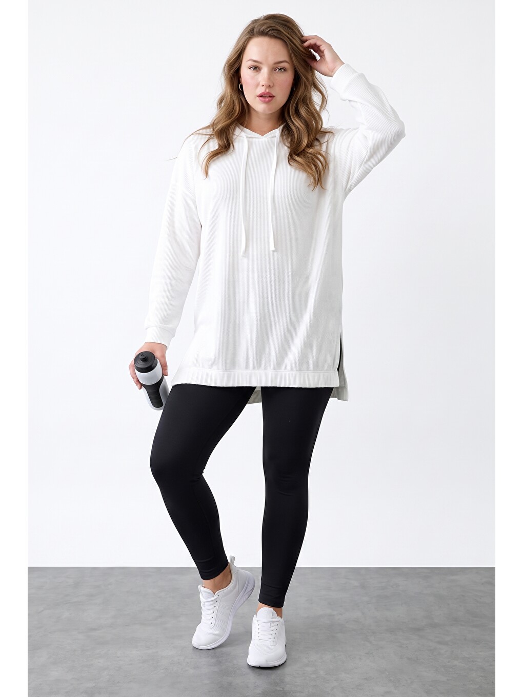 Beyaz Fitilli Kumaş Kapüşonlu Sweatshirt-3