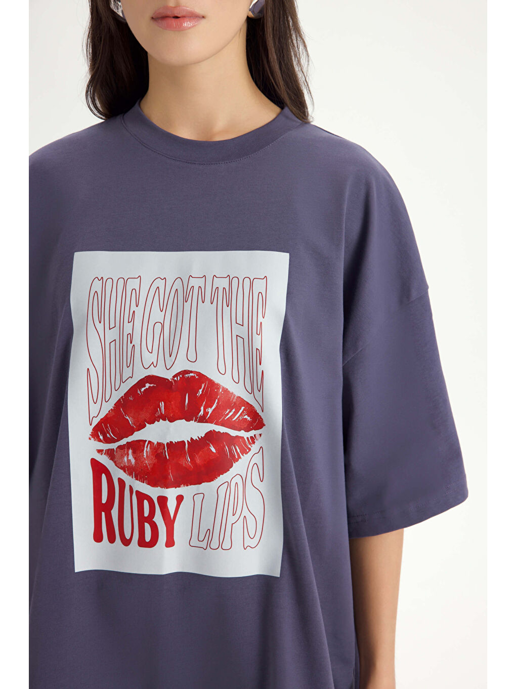 Gri Lip Print Oversize Füme T-Shirt-7