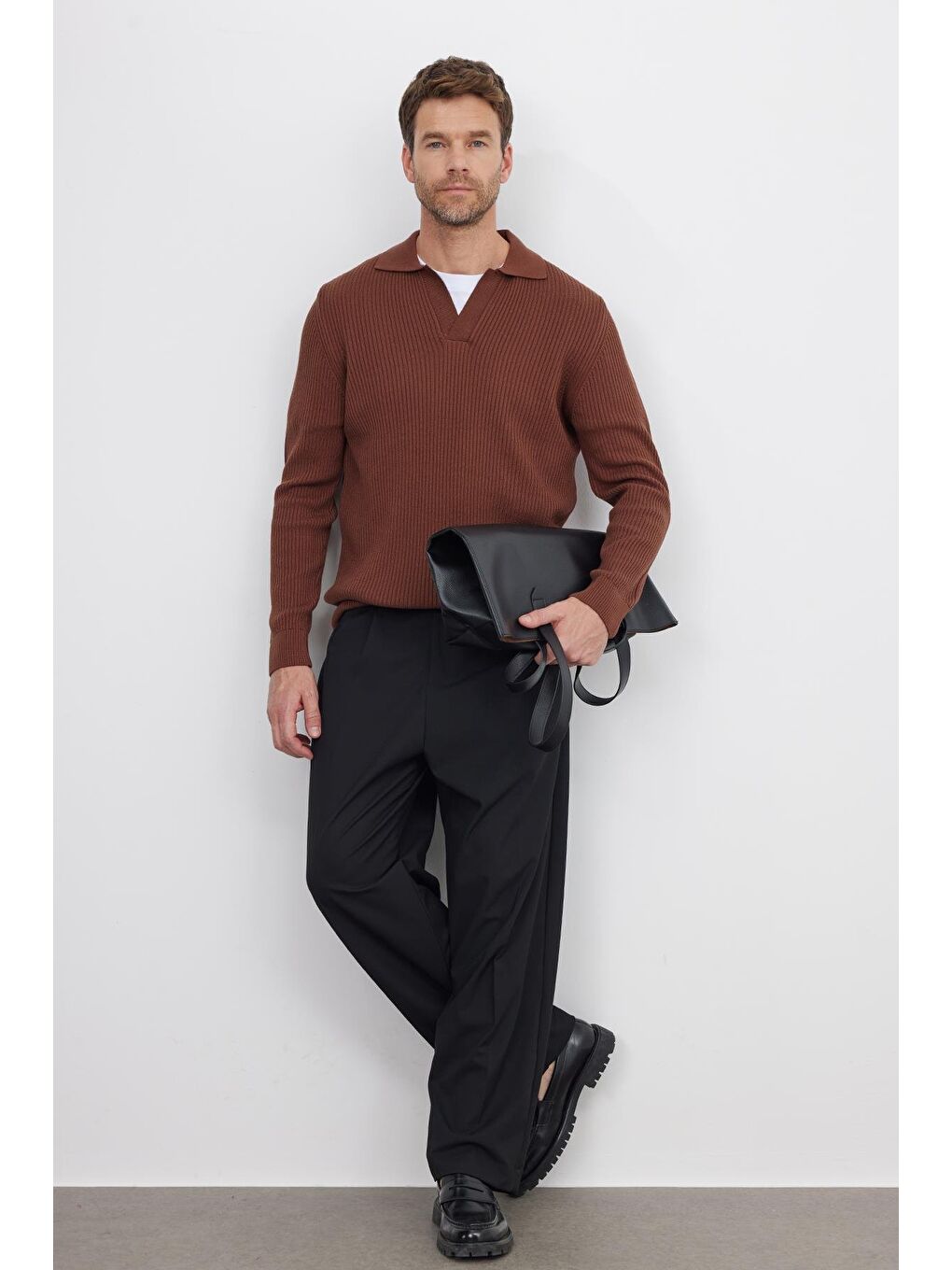 Erkek Regular Fit Çift Pileli Beli Lastikli Rahat Kesim Bol Paça Baggy Siyah Pantolon-2