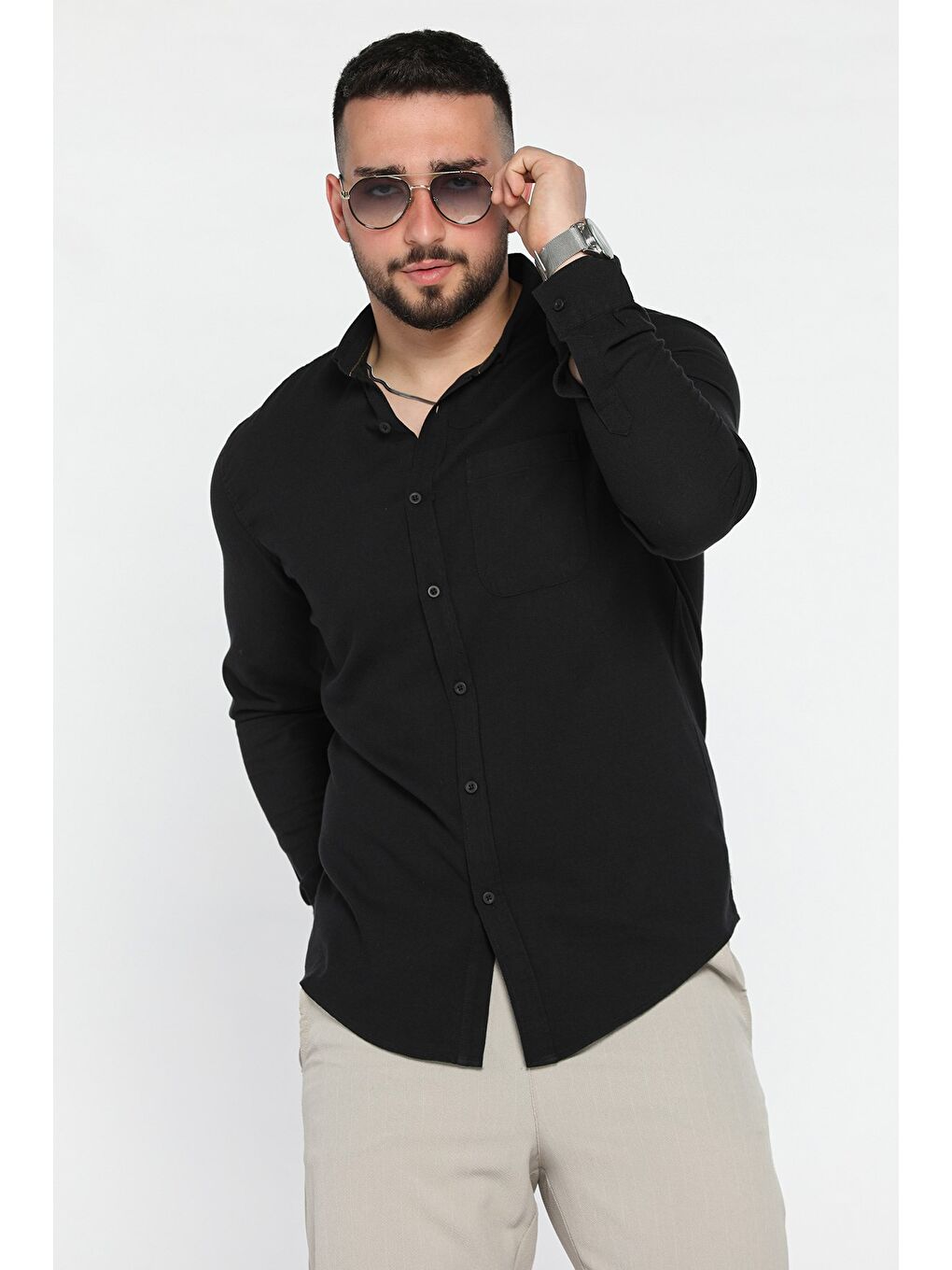 Siyah Tek Cepli Uzun Kol Erkek Gömlek-1