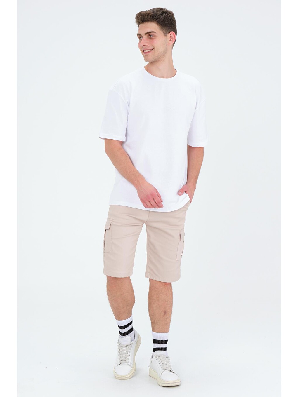 Beyaz Oversize Fit Pamuklu Kısa Kollu Basic Uniseks Bisiklet Yaka Unisex Tişört-1