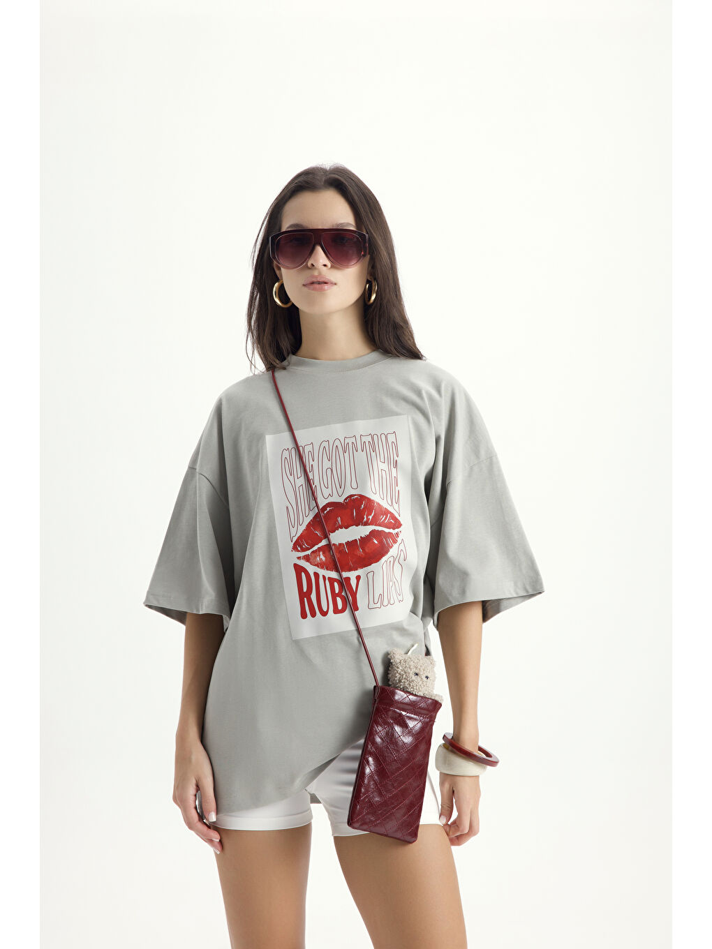 Lip Print Oversize Gri T-Shirt-1