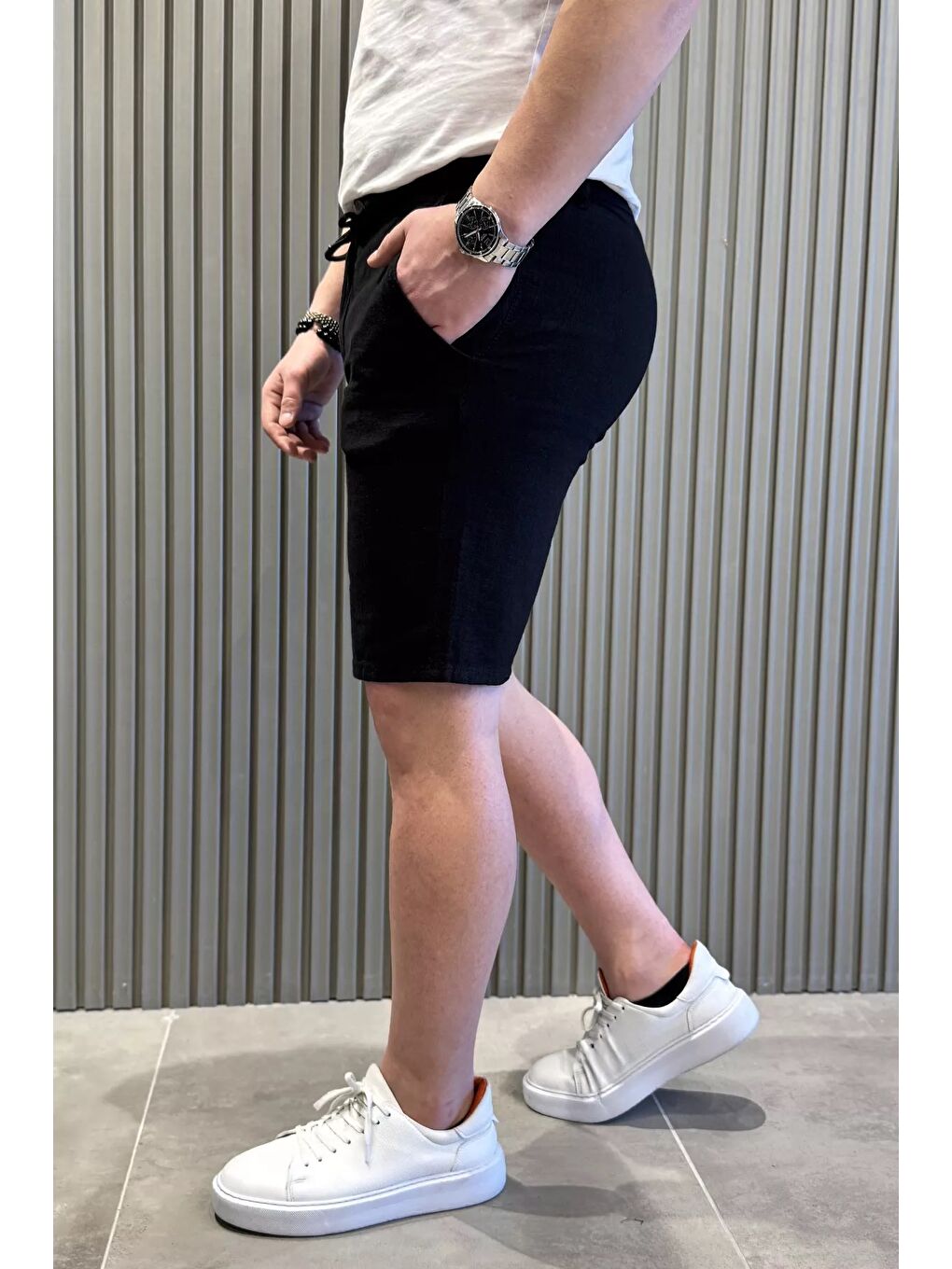 Siyah Bel Bağcıklı Erkek Keten Şort-1