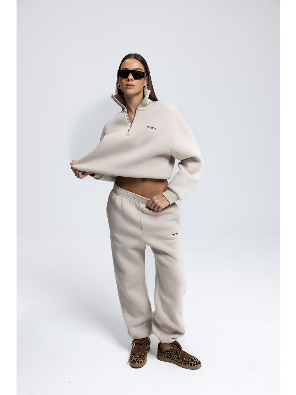 Beyaz Ravel Fermuarlı Detay Kemik Eşofman Takım-2