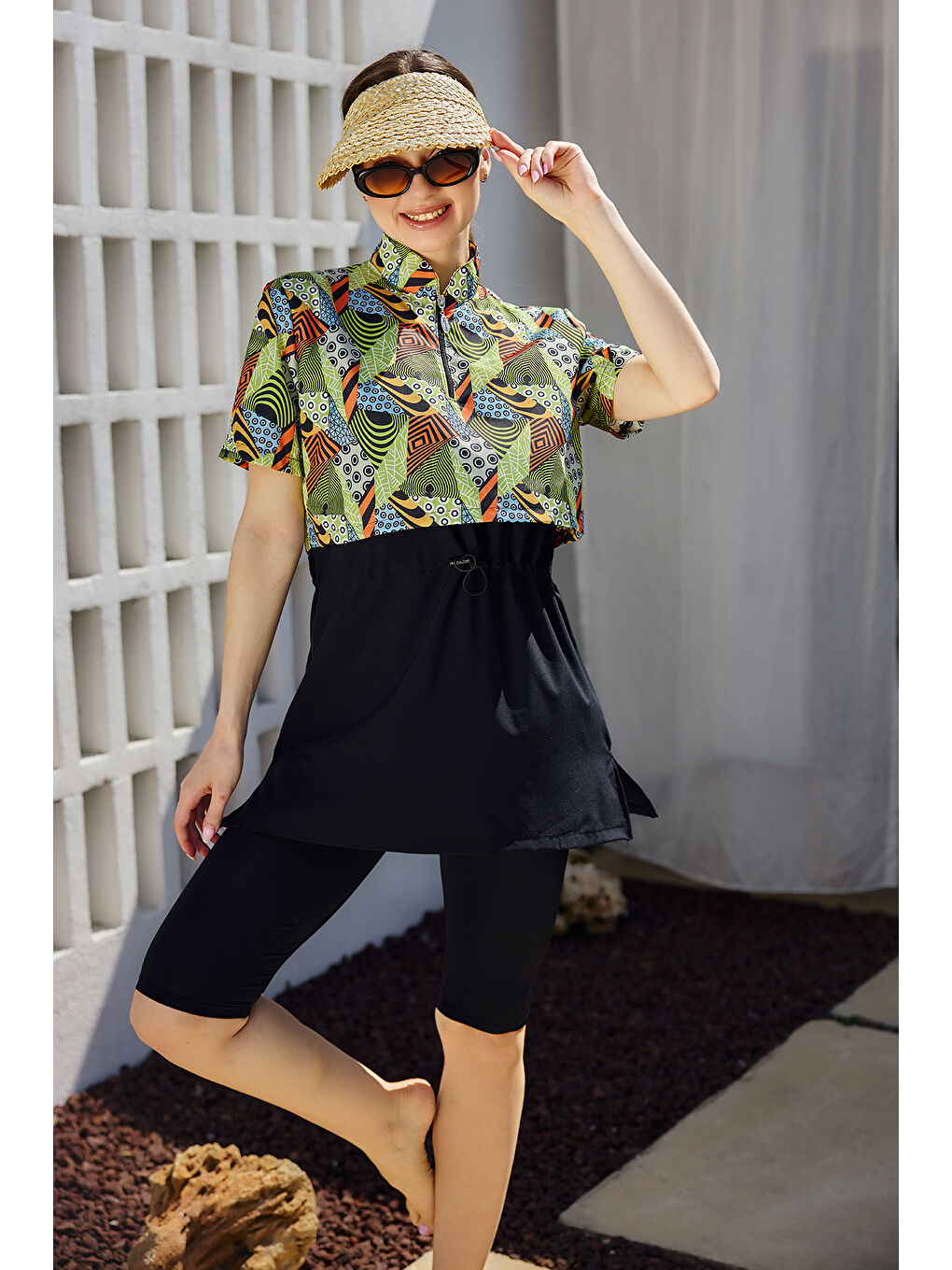 Önü Kapaklı Kısa Kollu Yarı Kapalı Tesettür Mayo Siyah04 R5304-1