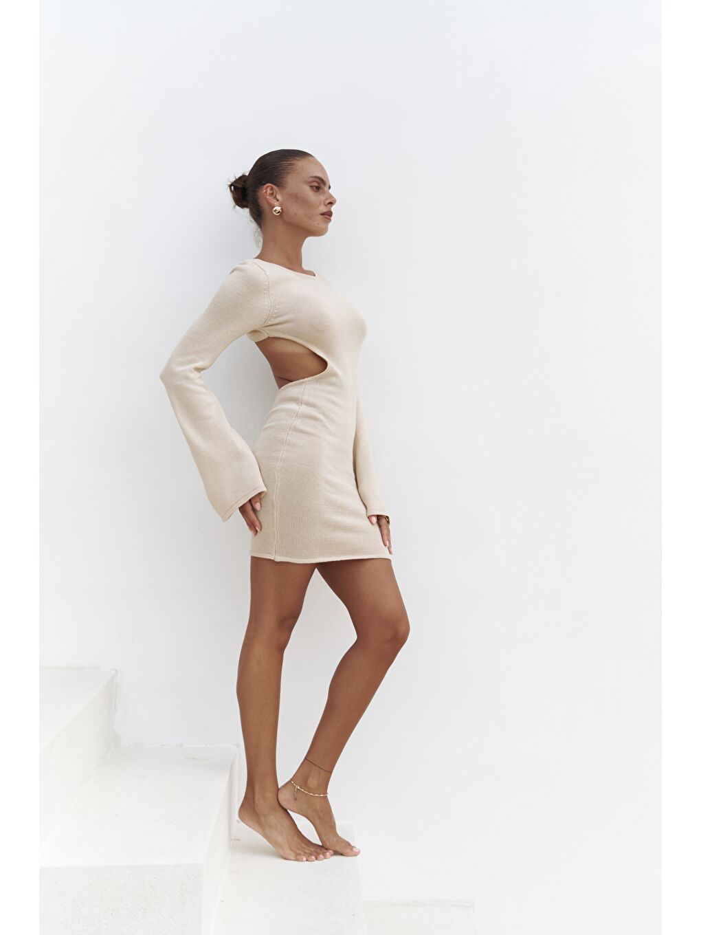 Sariah Pencere Detay Koyu Bej Triko Elbise-1