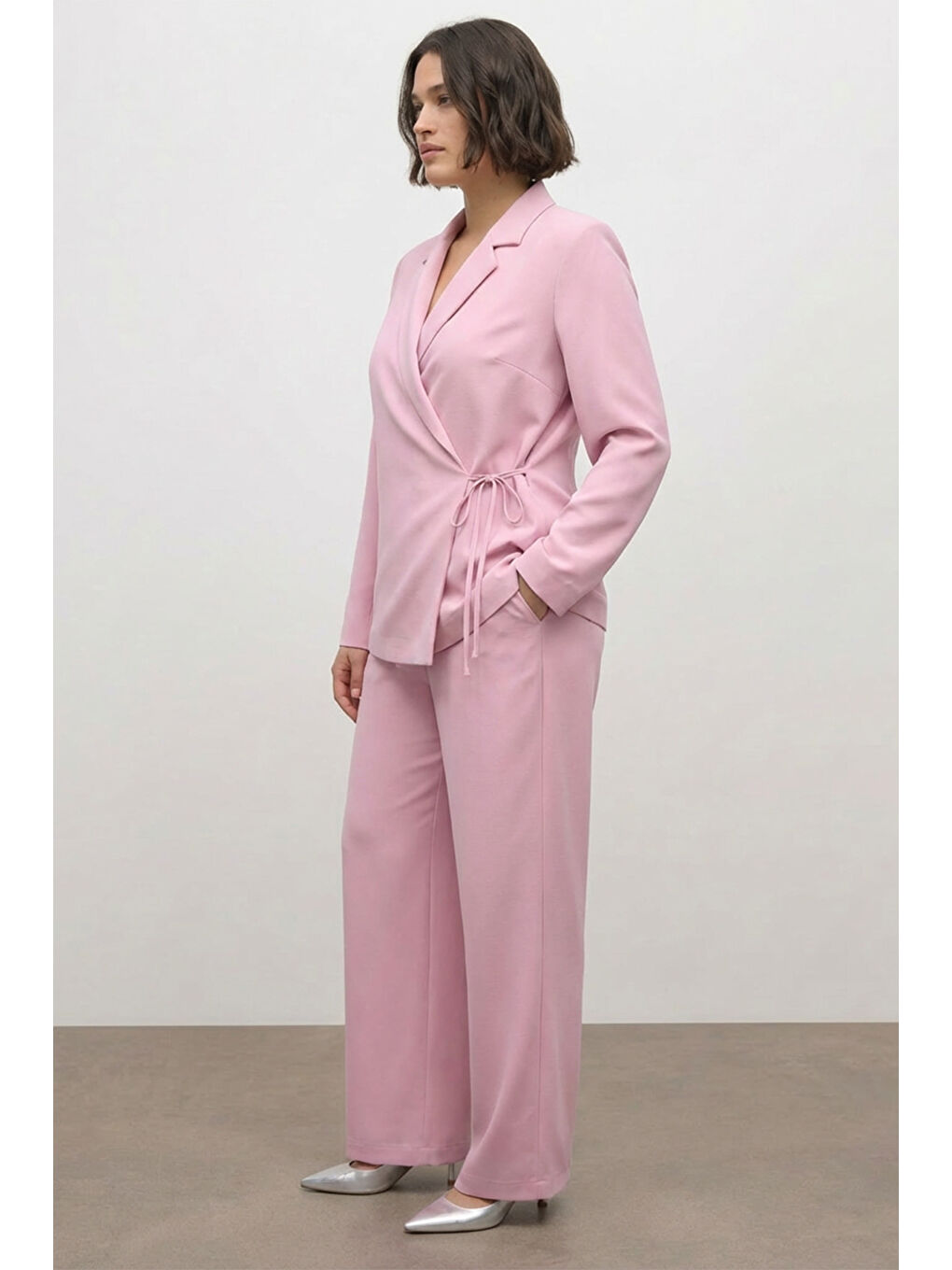 Pembe Bağlama Detaylı Blazer Ceket-2
