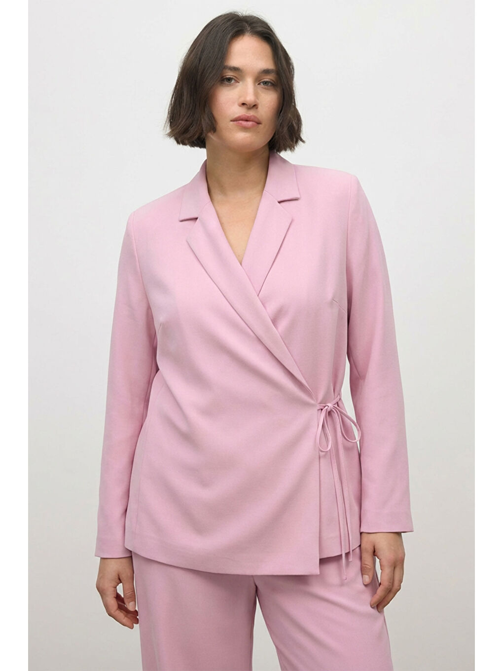 Pembe Bağlama Detaylı Blazer Ceket-3