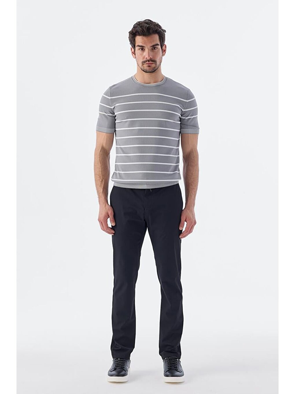 Gri Beyaz Slim Fit Bisiklet Yaka Çizgili Triko T-Shirt-1