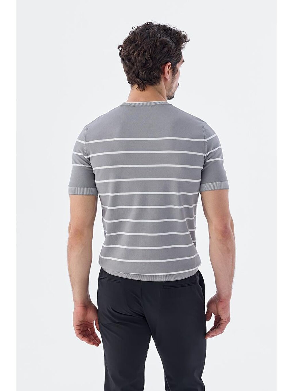 Gri Beyaz Slim Fit Bisiklet Yaka Çizgili Triko T-Shirt-3