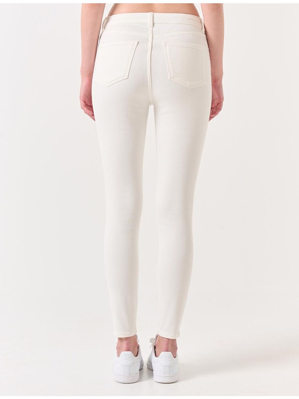 Beyaz Yüksek Bel Dar Paça Denim Pantolon-5