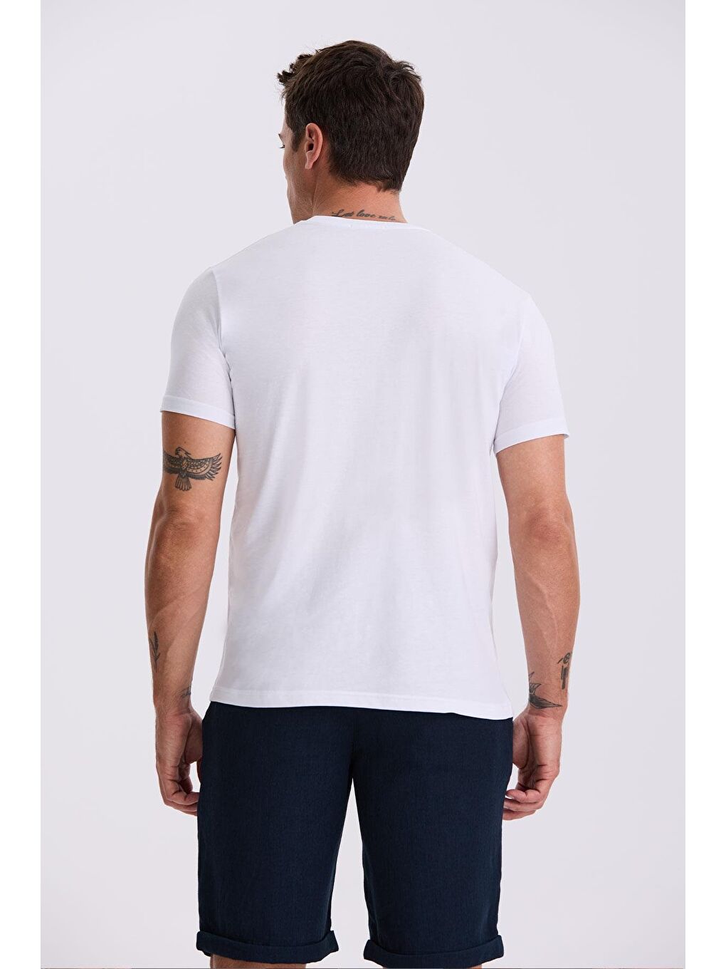 Beyaz %100 Pamuk Slim Fit Bisiklet Yaka Basic T-Shirt-3