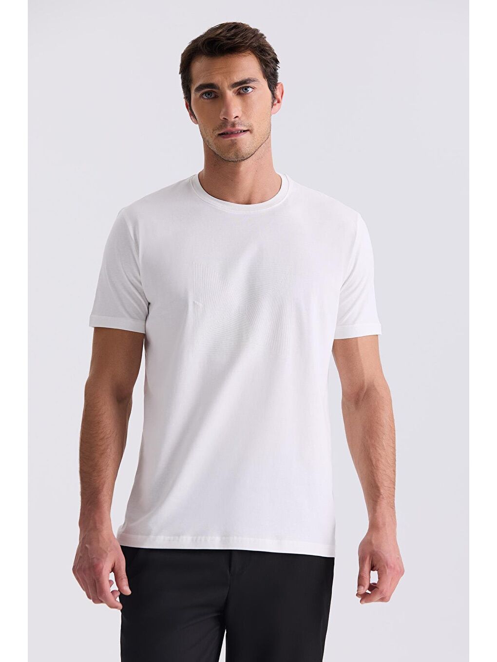 Ekru Slim Fit Bisiklet Yaka T-Shirt