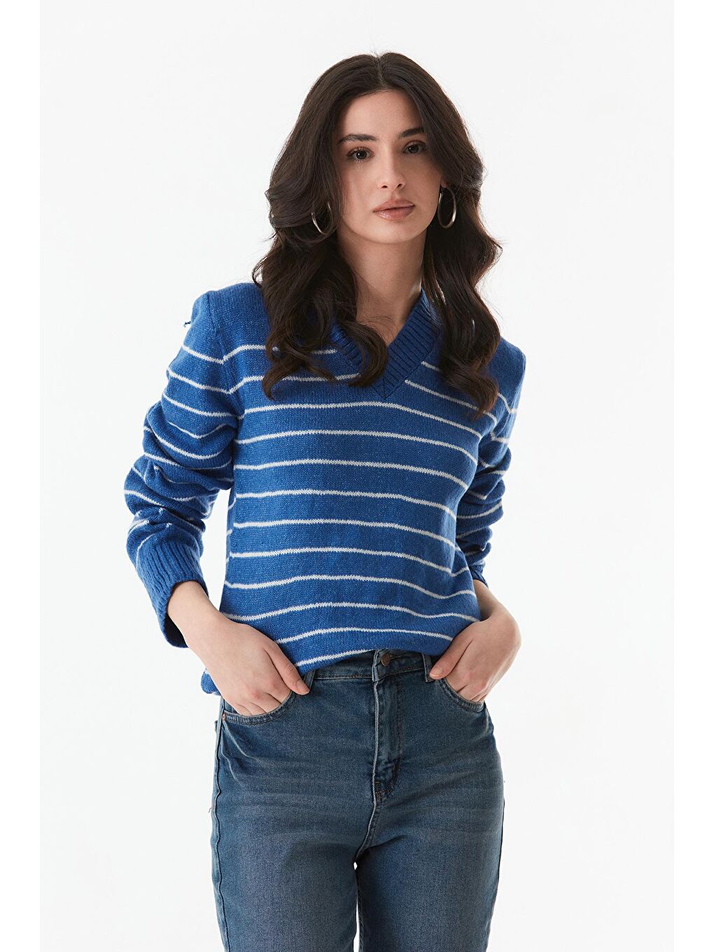 Mavi Çizgili V Yaka Triko Kazak-1