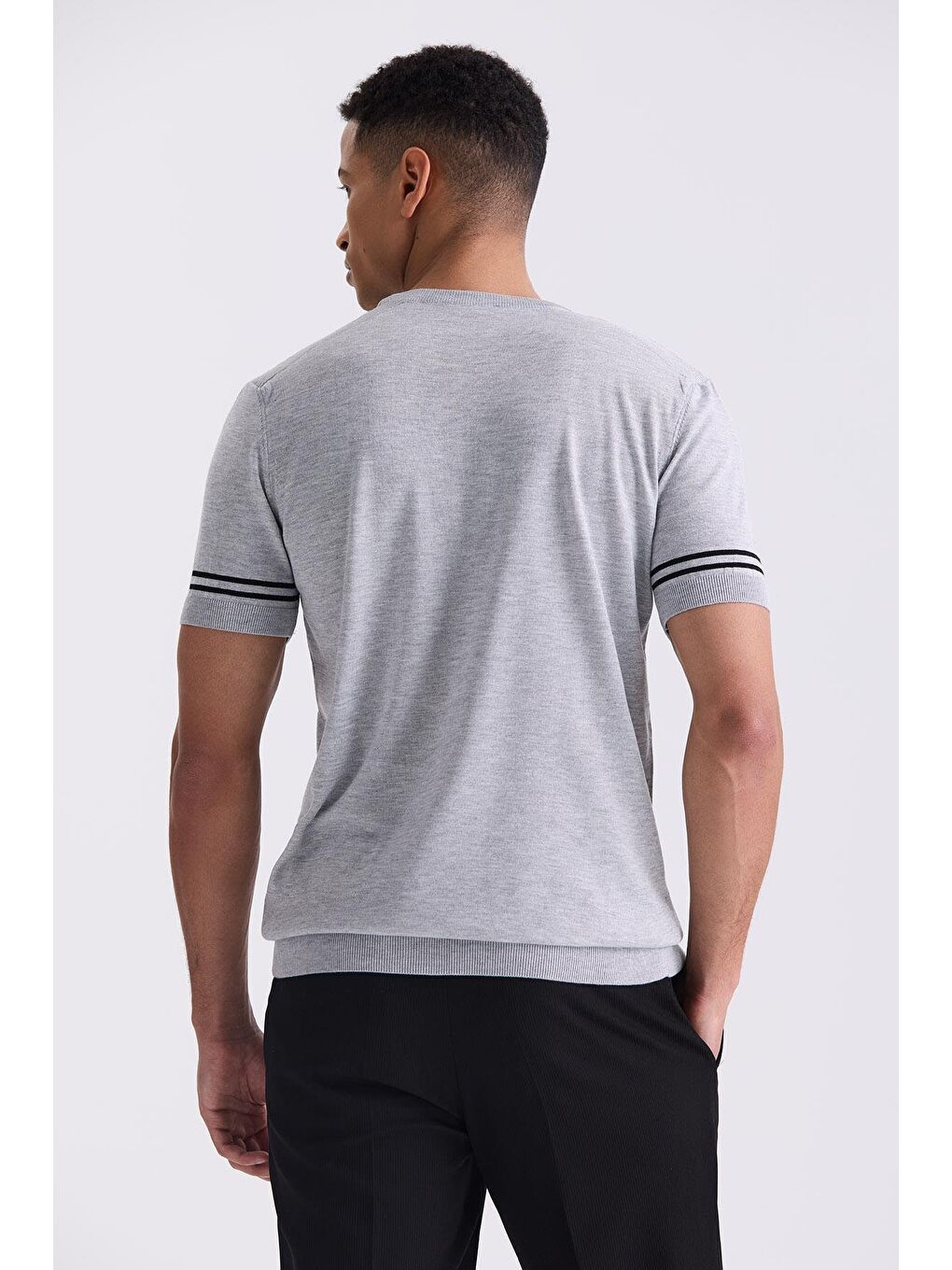 Gri Slim Fit Bisiklet Yaka T-Shirt-3