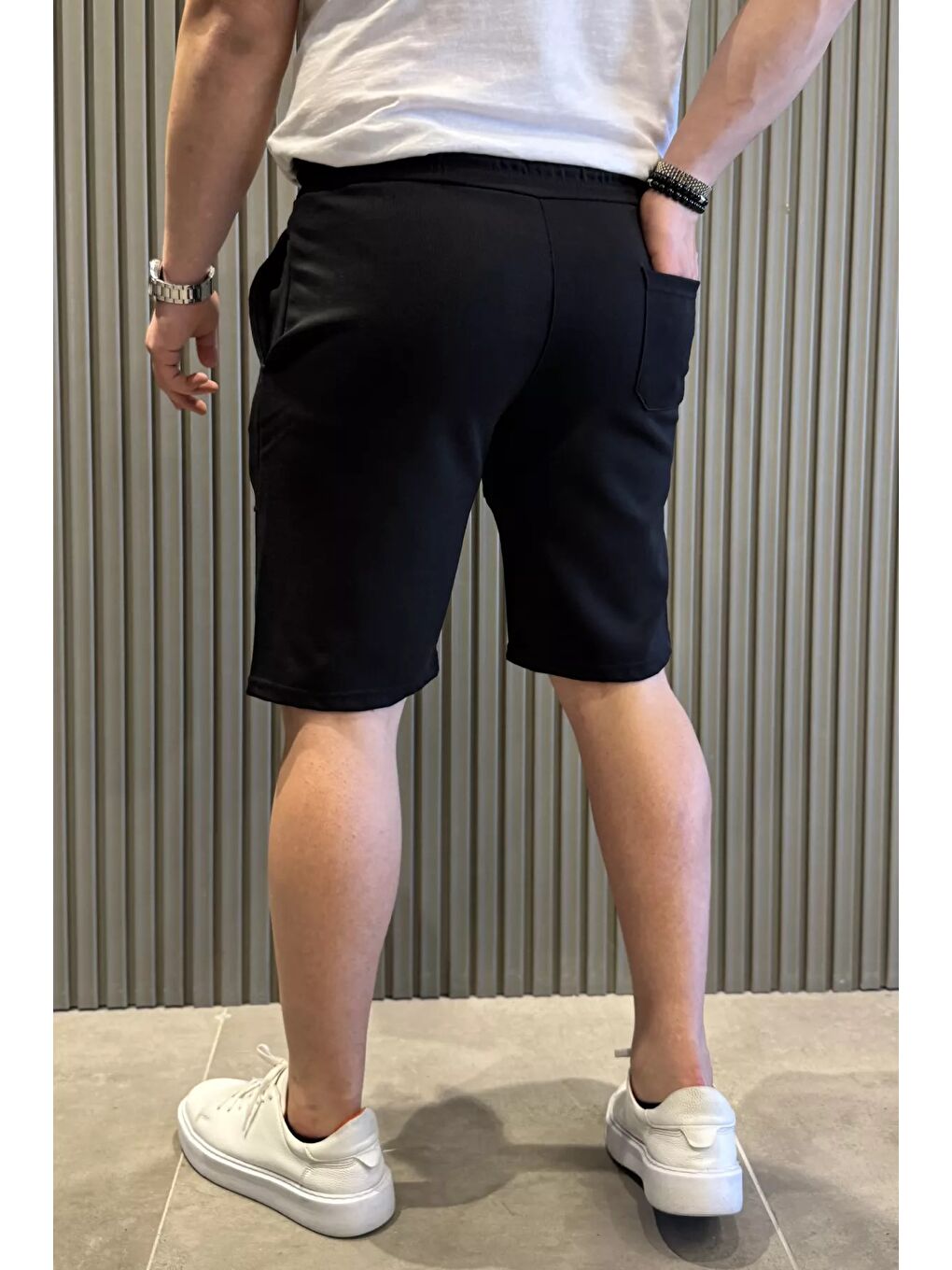 Siyah Bağcıklı Erkek Şort-2