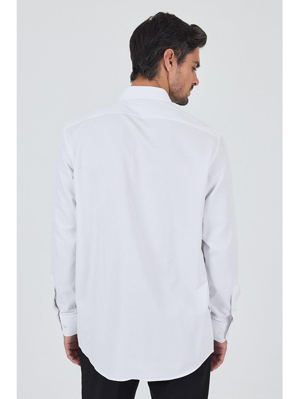 Beyaz Sert Yaka Düz Classic Comfort Fit Büyük Beden Gömlek 1004250901-4