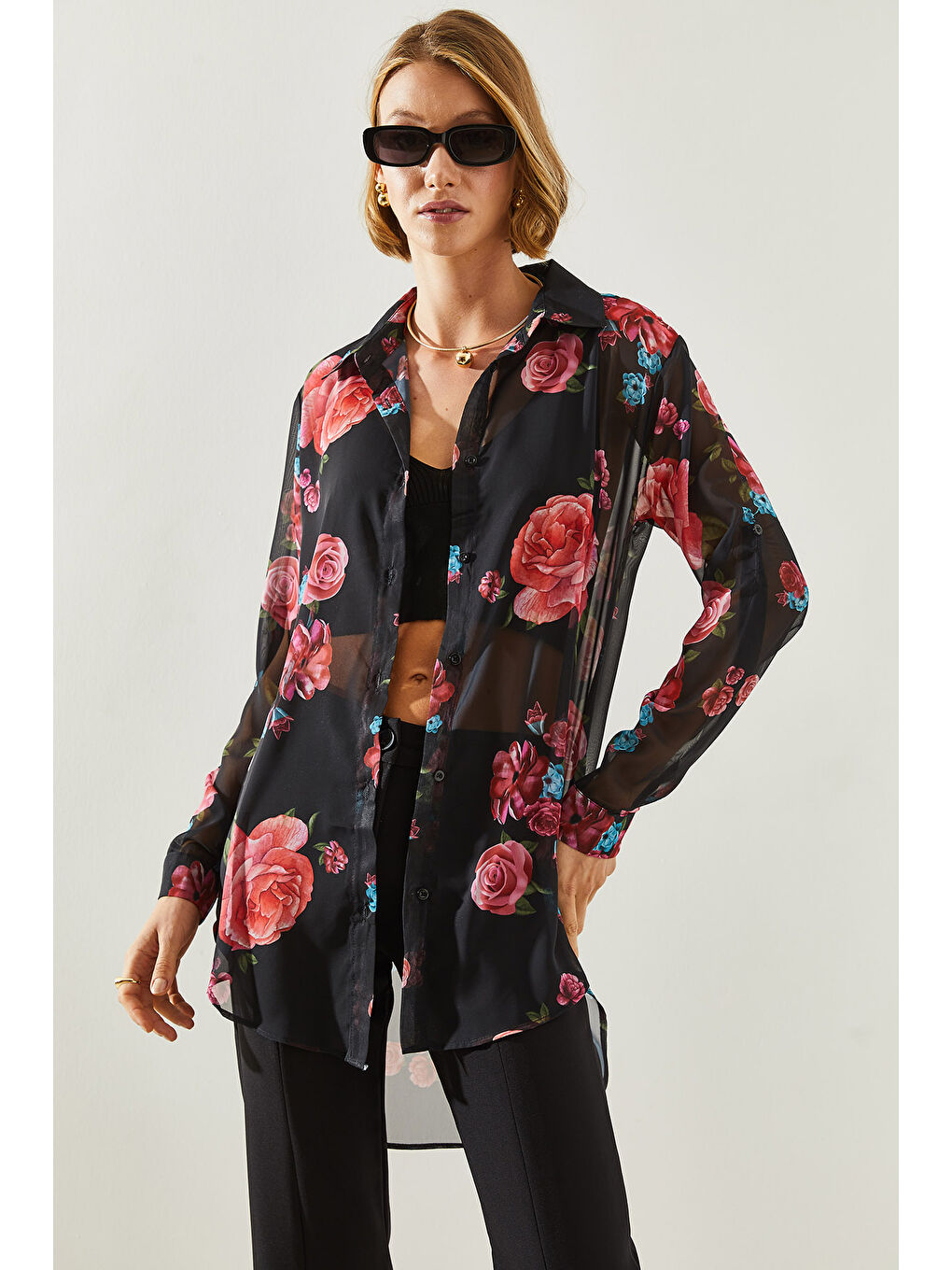 Siyah Kadın Önü Kısa Arkası Uzun Gül Desenli Tül Gömlek-5