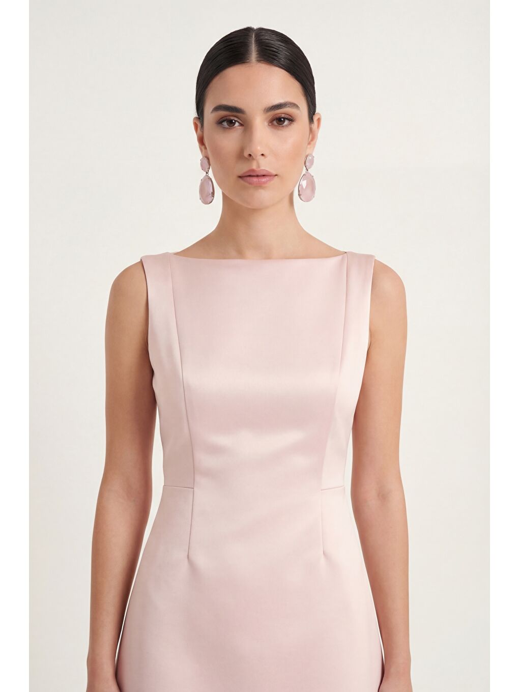 Pembe Kadın Pudra Sırt Dekolteli Mini Saten Mezuniyet Abiye Elbise-2