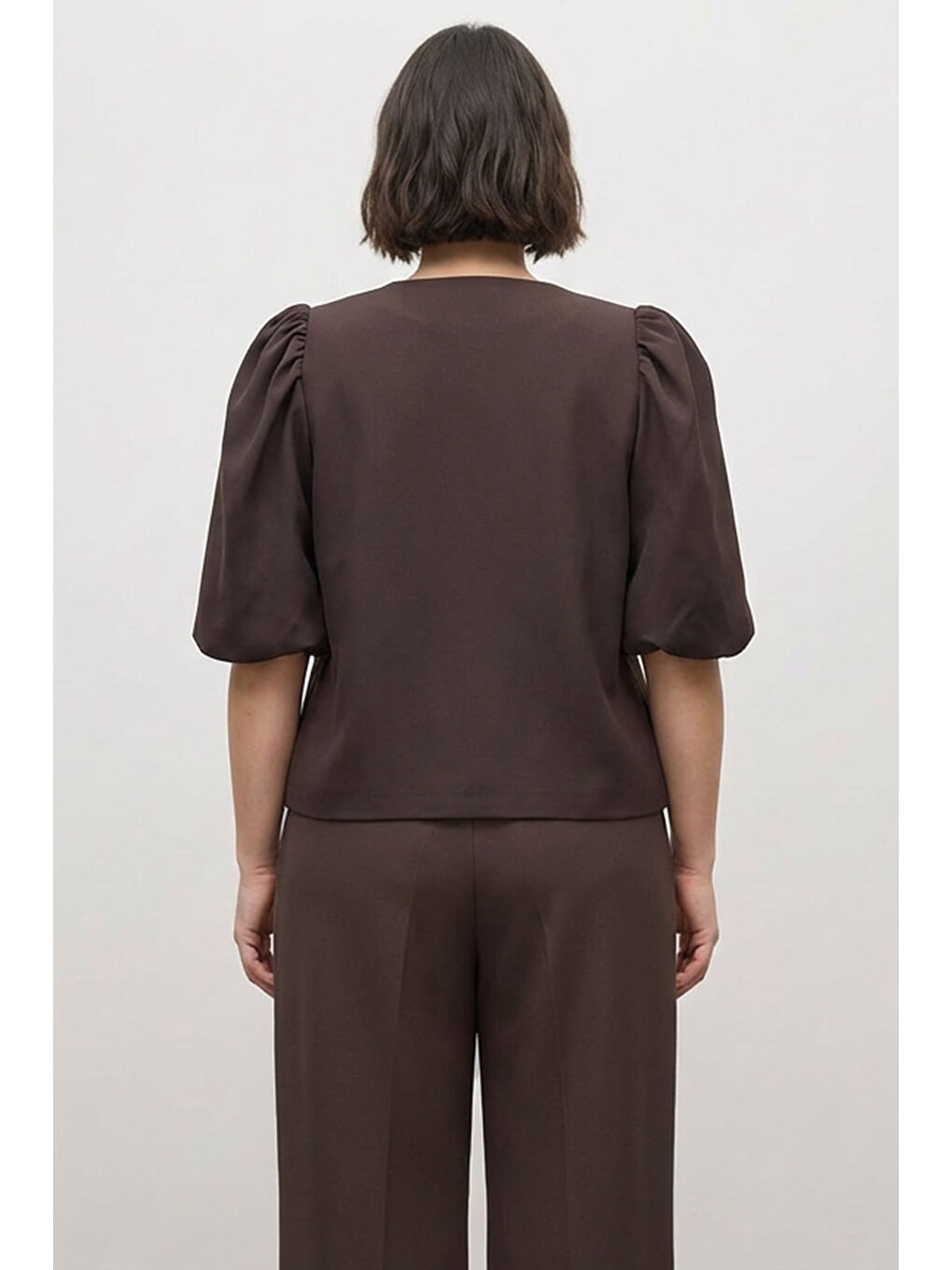 Kahverengi Puf Kollu Kısa Ceket-3