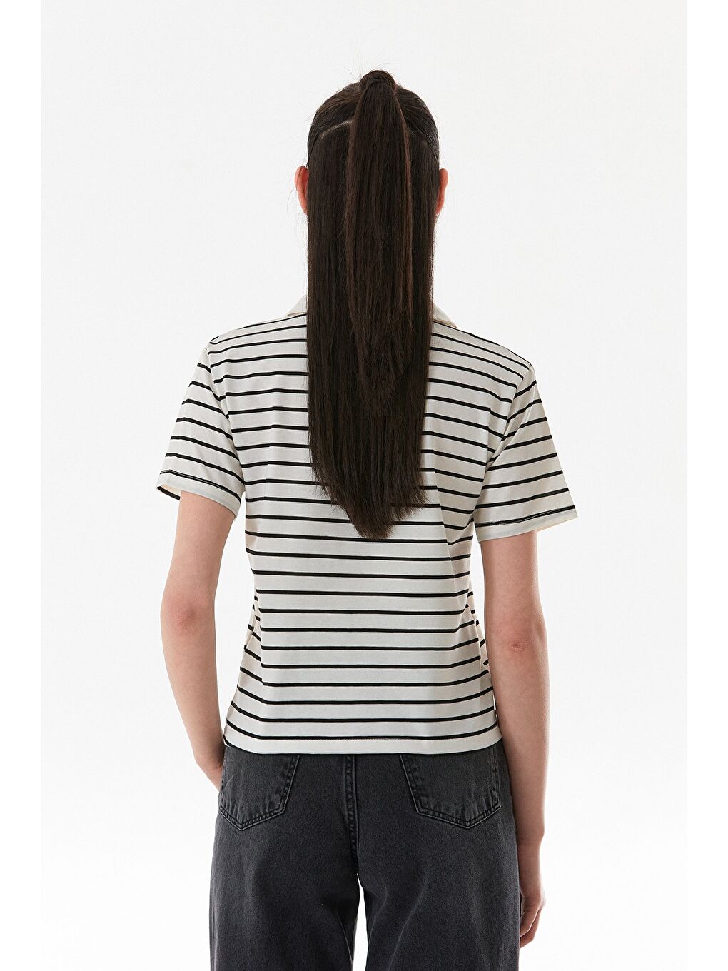 Siyah Çizgili Polo Yaka Tişört-3