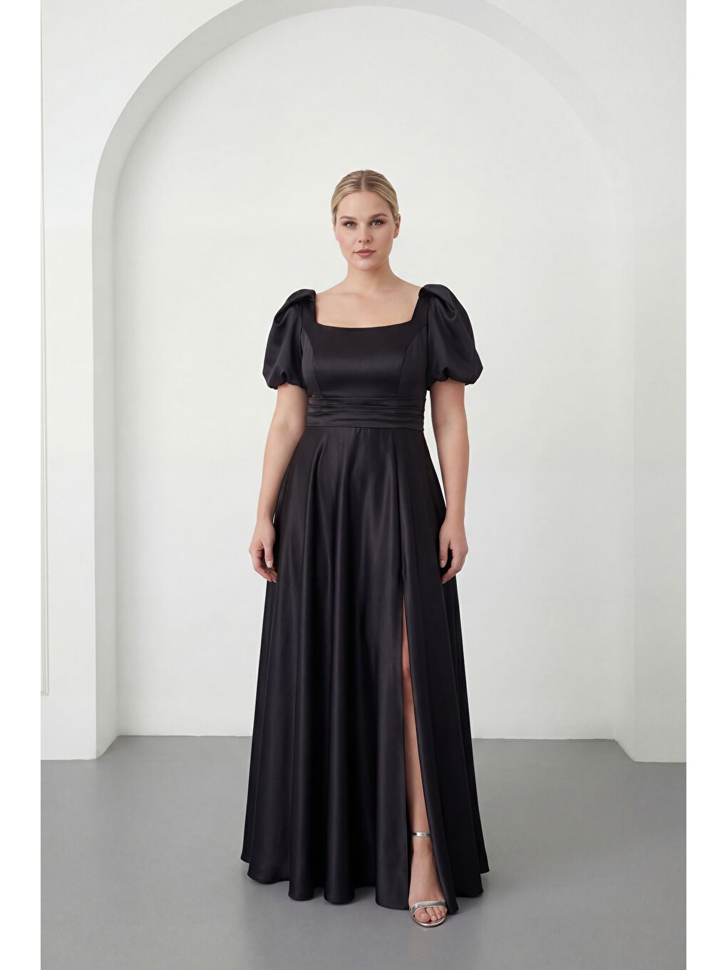 Kadın Siyah Kare Yaka Balon Kol Yırtmaçlı Söz Nişan Nikah Abiye Elbise-1