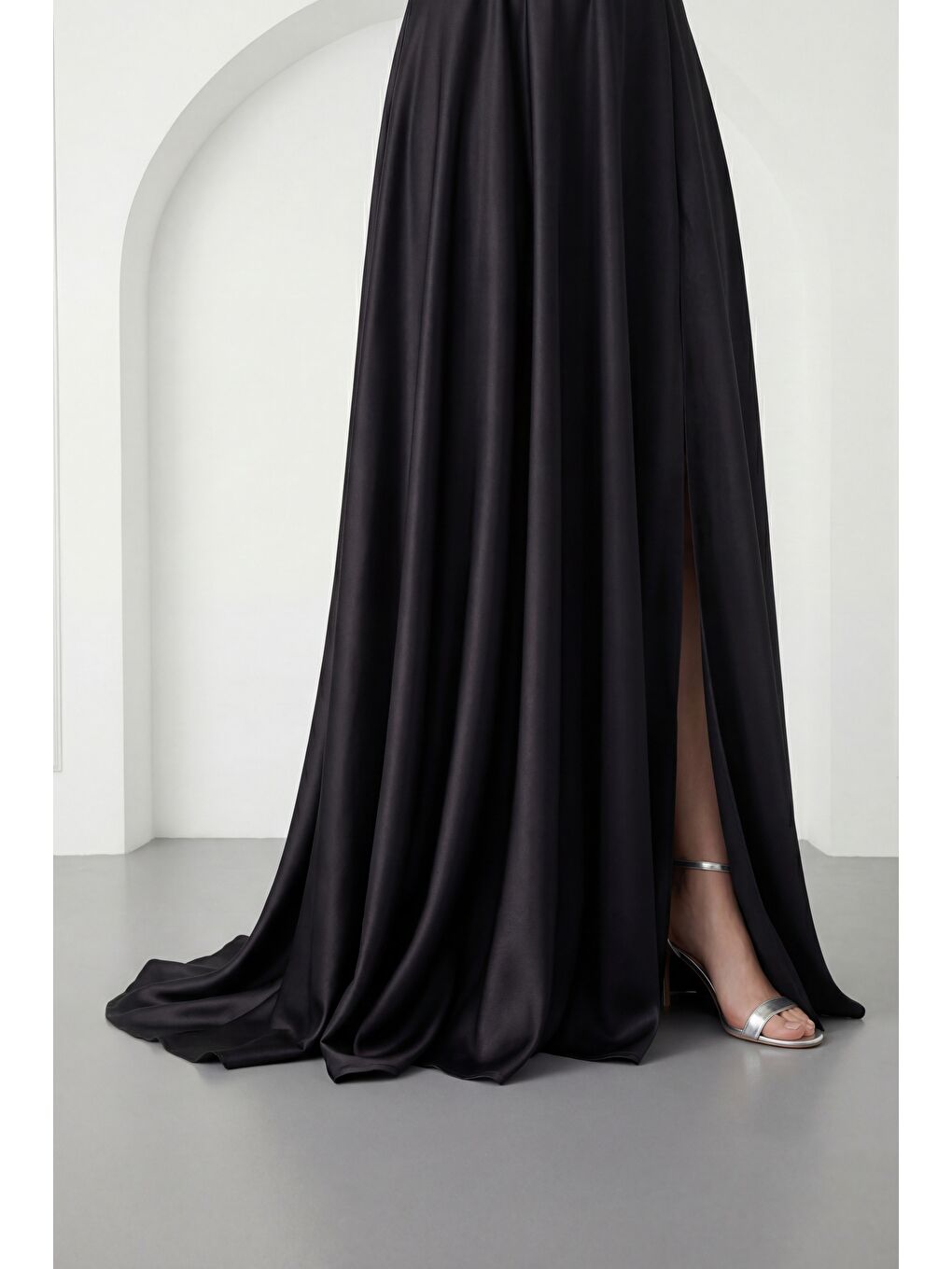 Kadın Siyah Kare Yaka Balon Kol Yırtmaçlı Söz Nişan Nikah Abiye Elbise-4