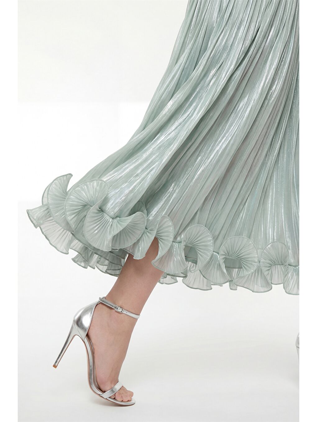 Kadın Mint Yeşili Dar Kalıp Yaka Detay Midi Abiye Elbise-3