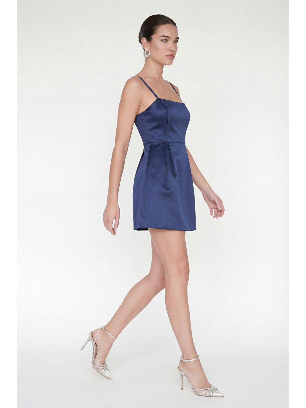 Kadın Lacivert İnce Askılı Mini Saten Mezuniyet Abiye Elbise-1