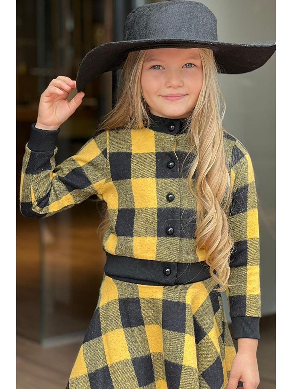 Kız Çocuk Şapkalı Kare Desenli Sarı Etekli Takım 3-12 Yaş