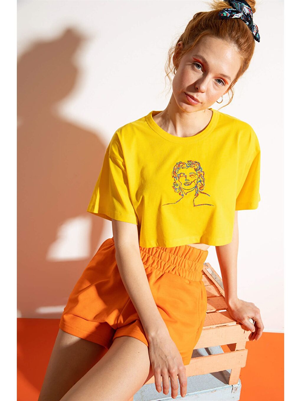Kadın Kısa M.M. Sarı T-Shirt-1