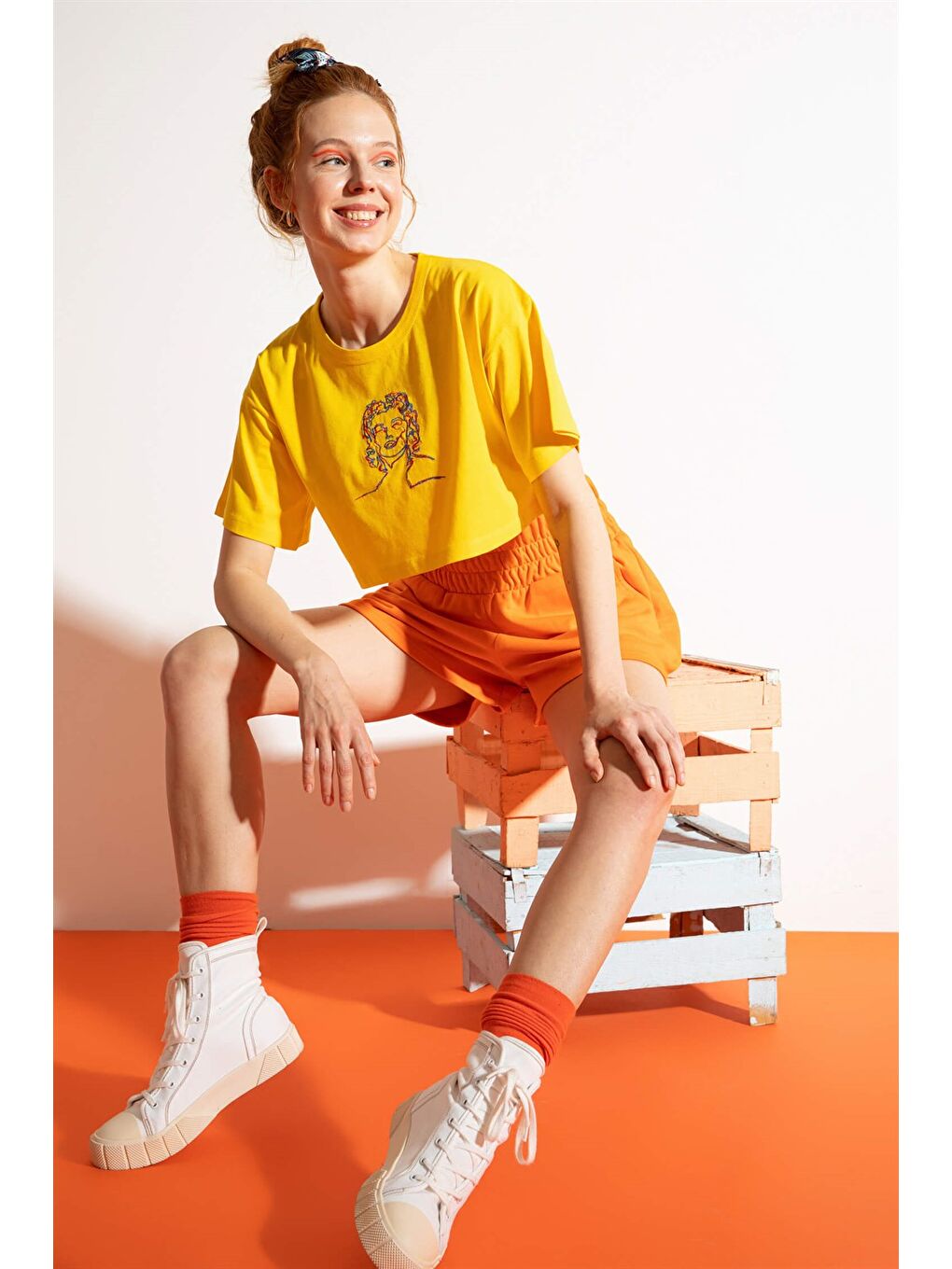 Kadın Kısa M.M. Sarı T-Shirt-3