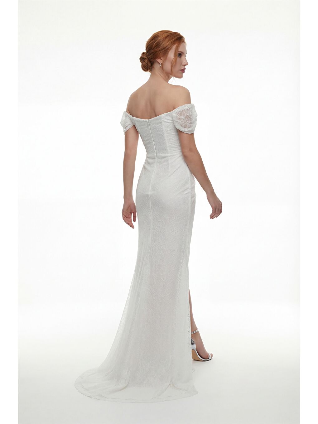 Kadın Beyaz Dar Kalıp Kayık Yaka Dantelli Uzun Abiye Elbise-5