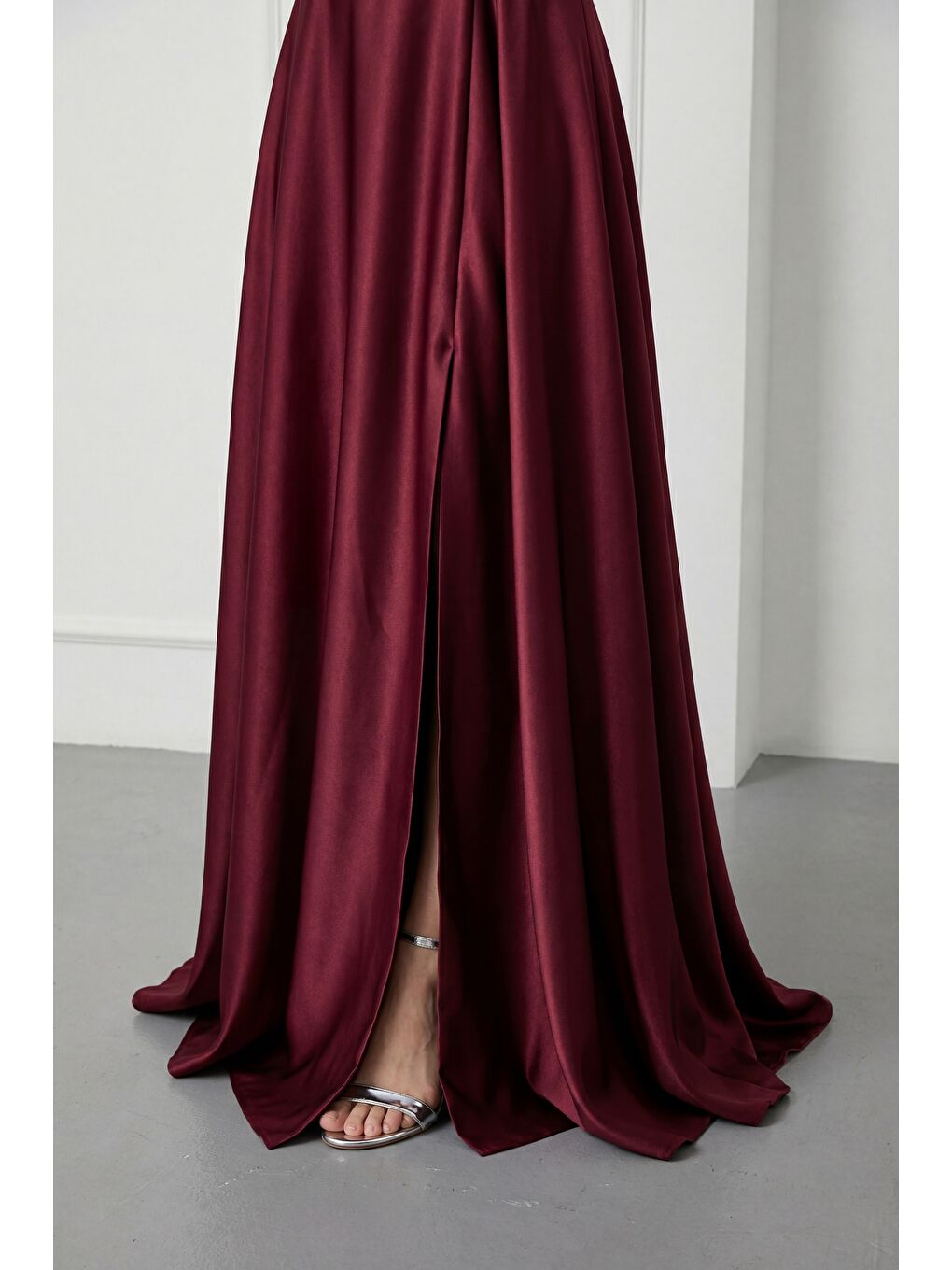 Kadın Bordo Kare Yaka Balon Kol Yırtmaçlı Söz Nişan Nikah Abiye Elbise-4