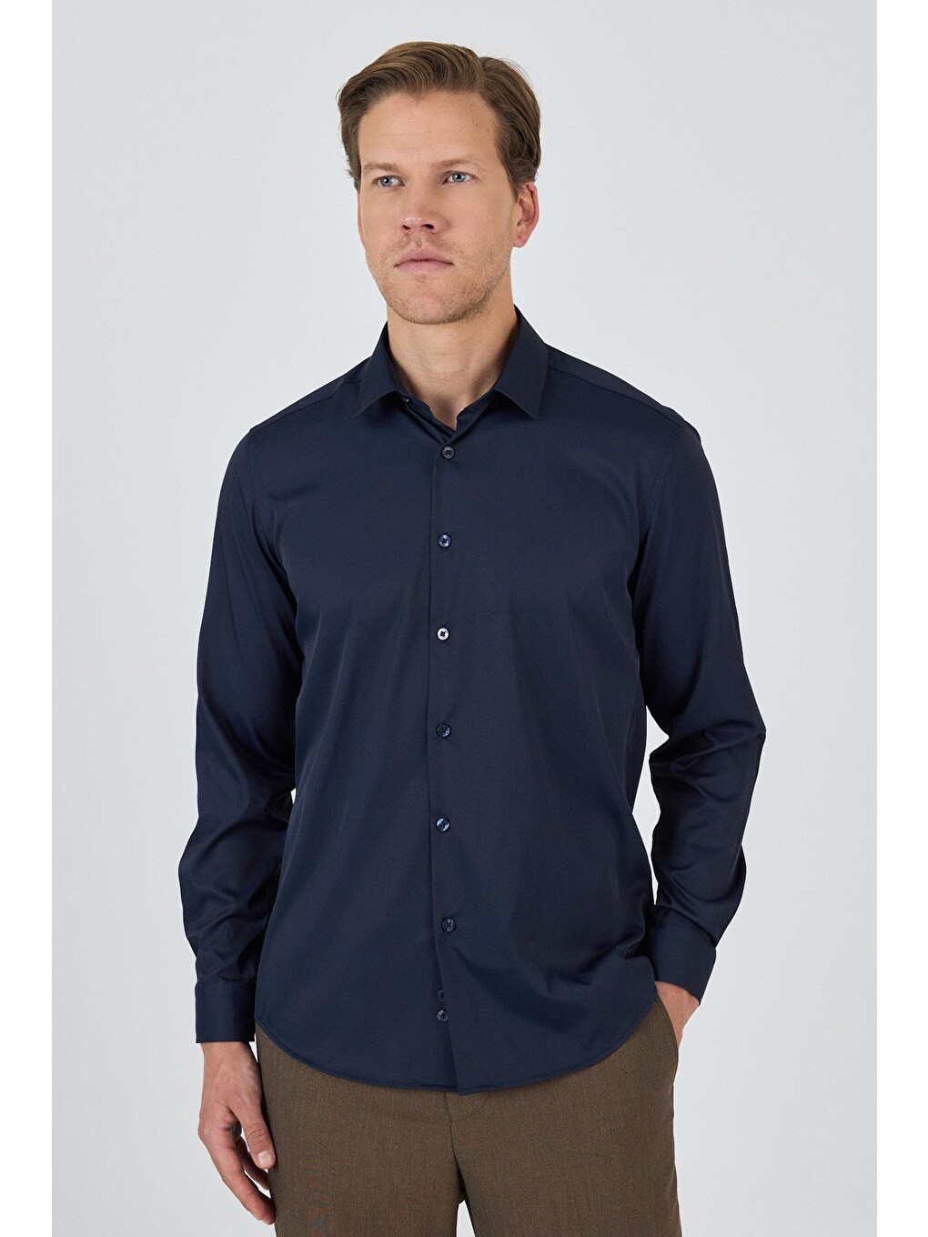 Koyu Lacivert Sert Yaka Cepsiz Gabardin Uzun Kol Slim Fit Esnek Gömlek 1004250234