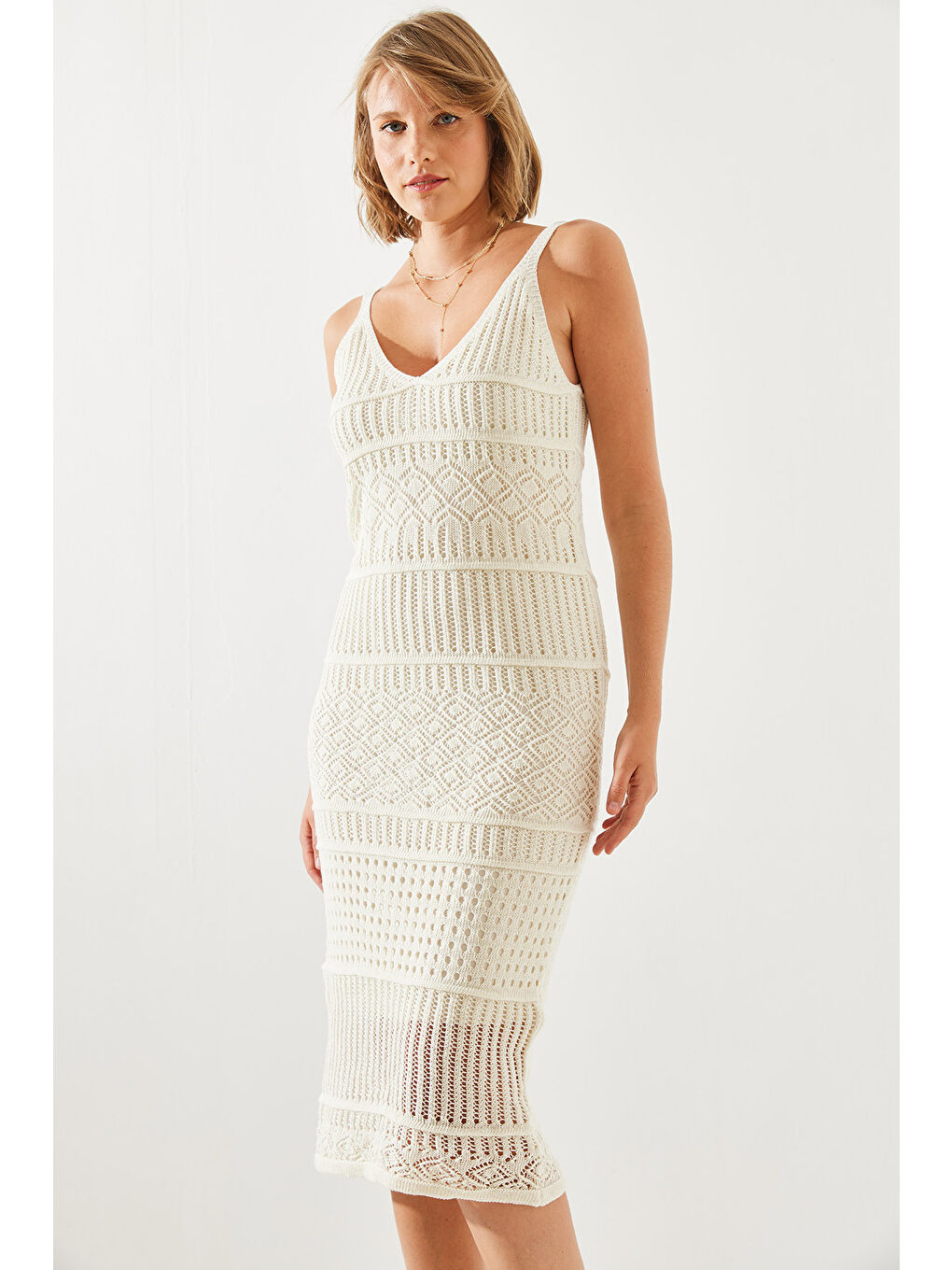 Ekru Kadın İnce Askılı Astarlı Ajurlu Triko Elbise-1