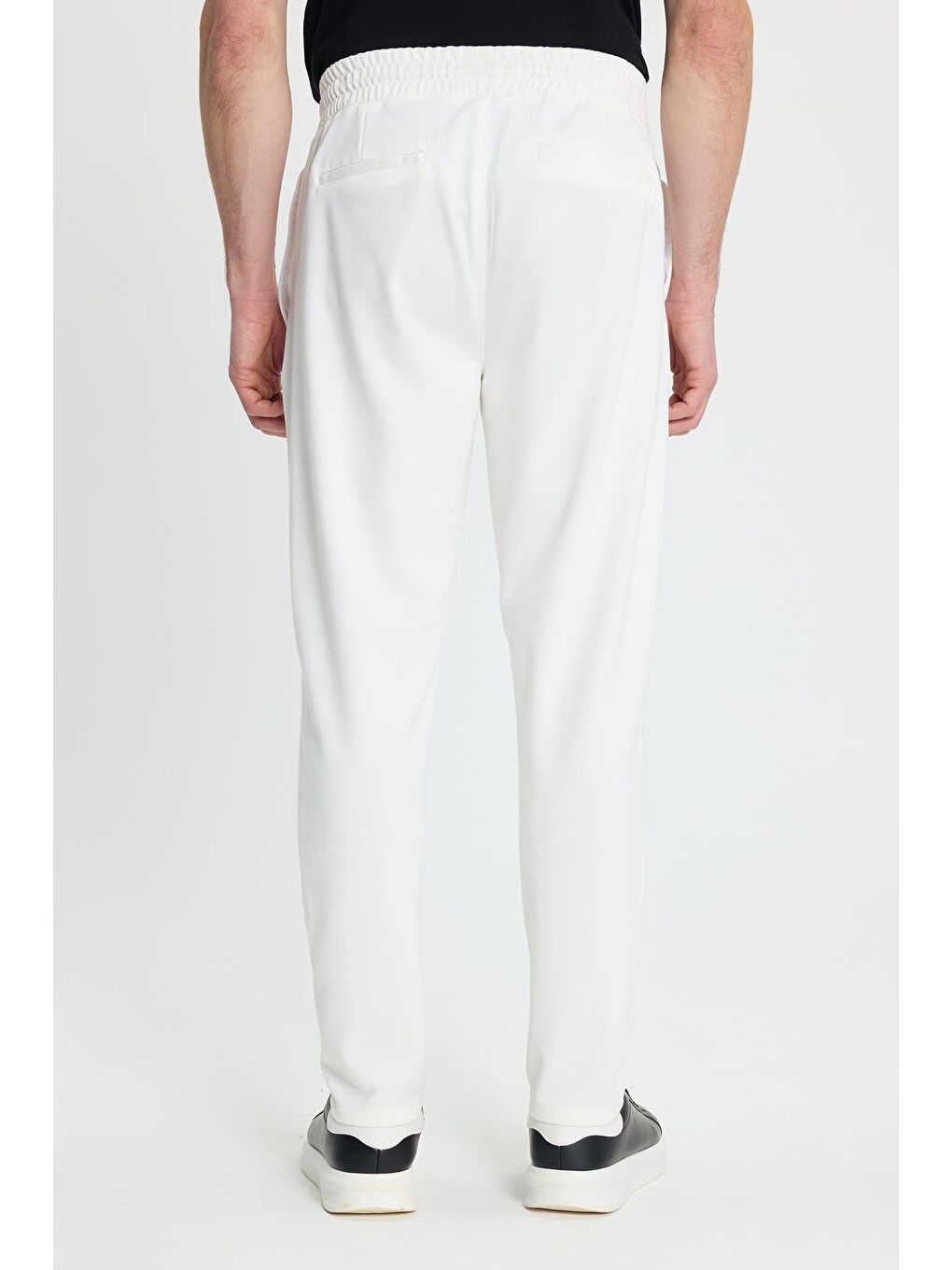 Erkek Regular Fit Klasik Kesim Beli Lastikli Bağcıklı Koyu Beyaz Jogger Pantolon-7